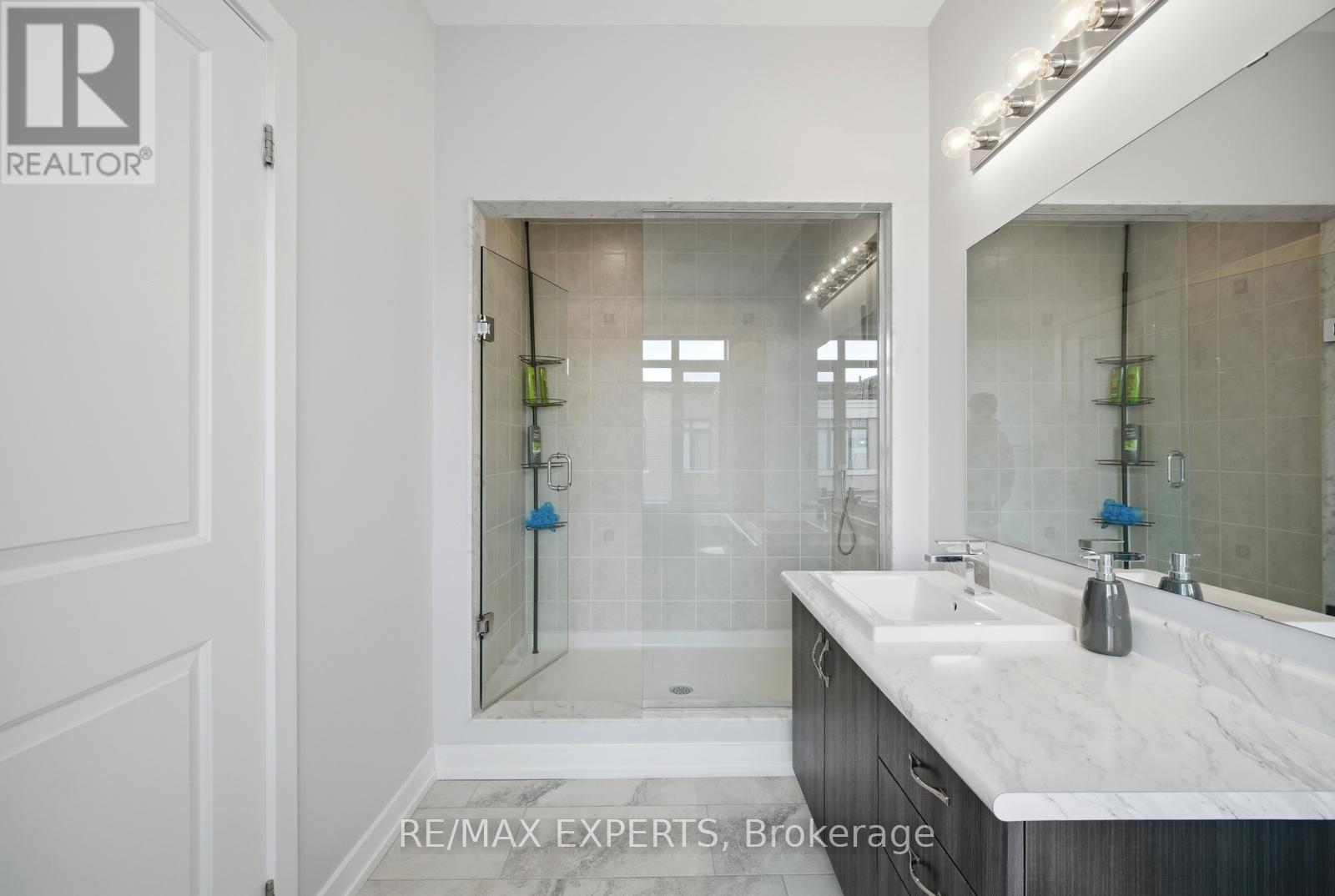 11 Fancamp Drive, Vaughan, Ontario  L6A 4Z2 - Photo 28 - N12984174