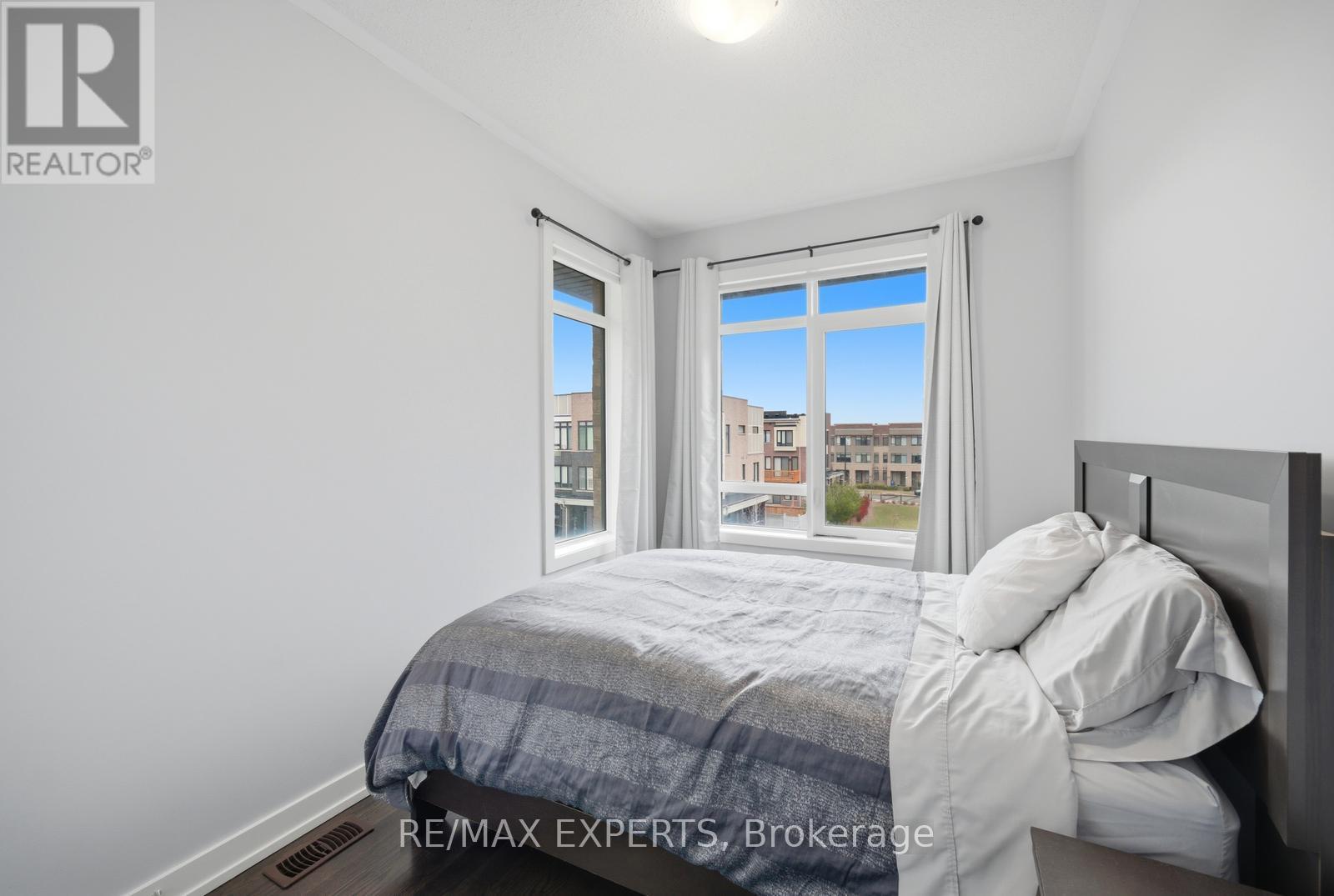 11 Fancamp Drive, Vaughan, Ontario  L6A 4Z2 - Photo 29 - N12984174