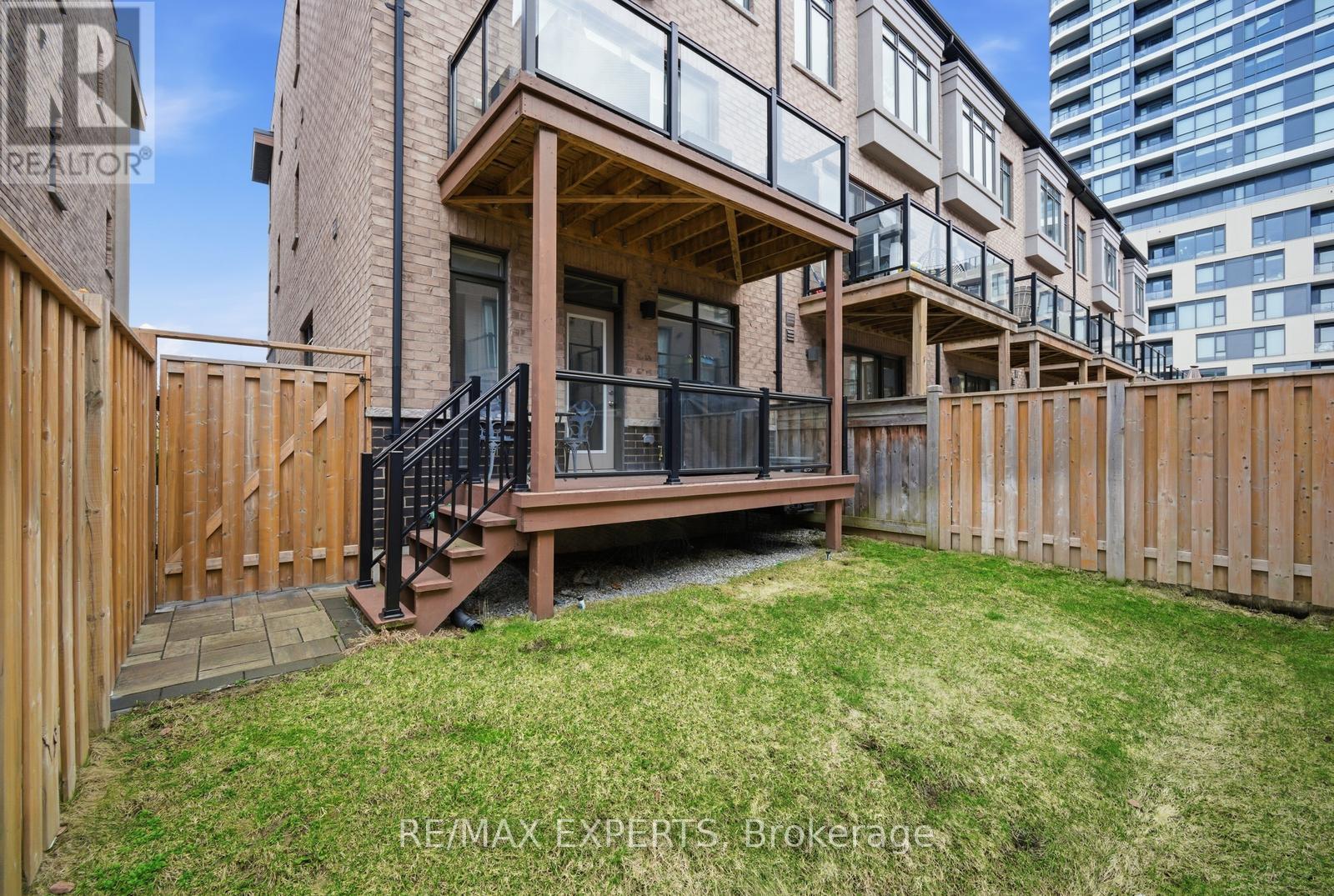 11 Fancamp Drive, Vaughan, Ontario  L6A 4Z2 - Photo 44 - N12984174