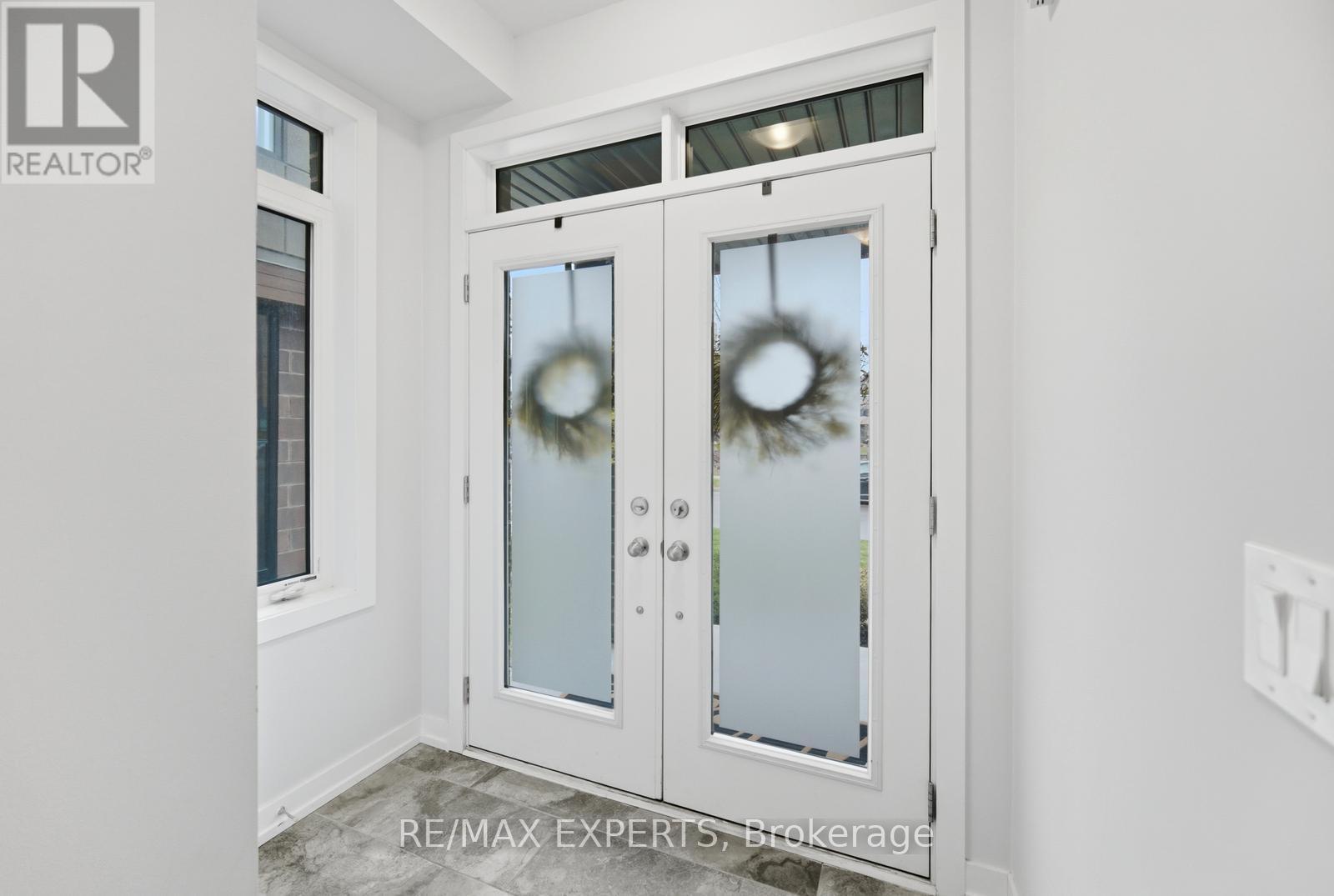 11 Fancamp Drive, Vaughan, Ontario  L6A 4Z2 - Photo 6 - N12984174