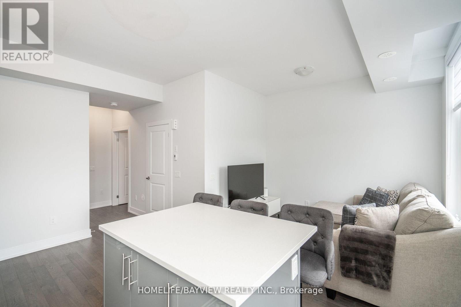 244 - 9580 Islington Avenue, Vaughan (Sonoma Heights), Ontario  L4H 5E8 - Photo 9 - N12984180