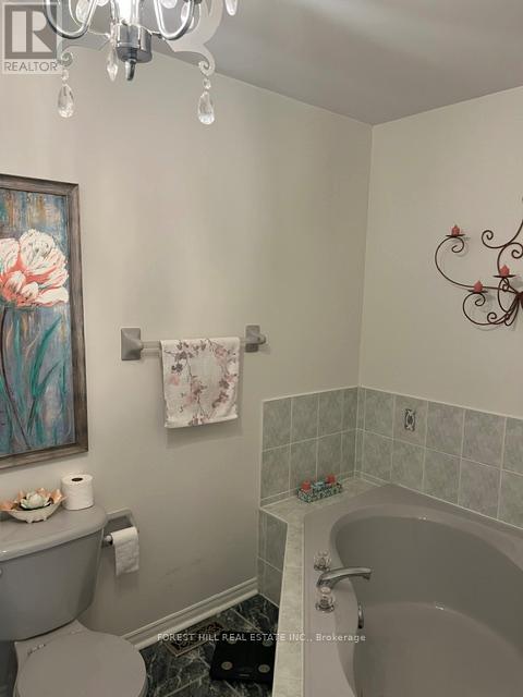 54 Timberview Drive, Vaughan, Ontario  L4J 8M3 - Photo 18 - N12984210