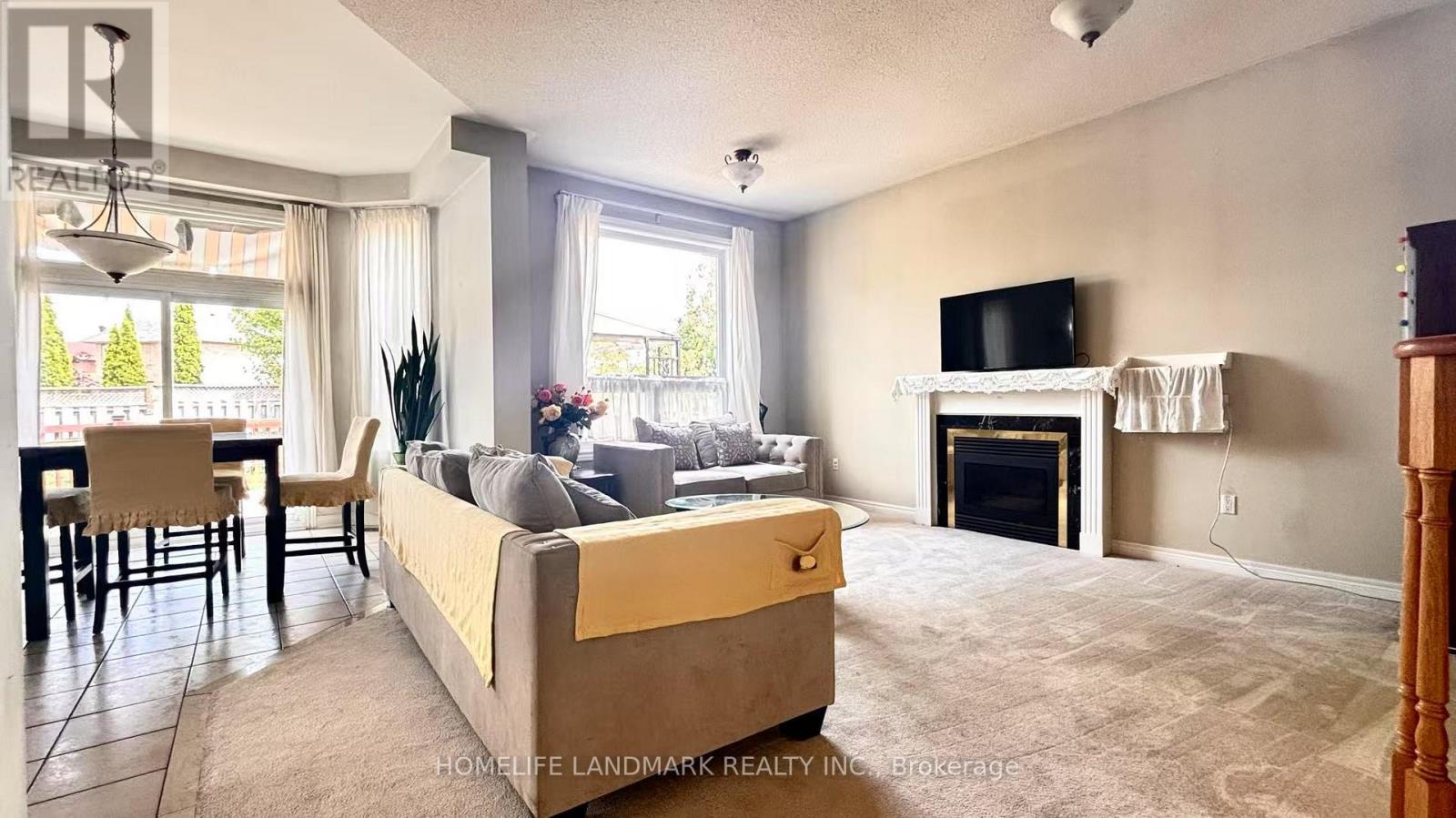 79 Boxwood Crescent, Markham (Rouge Fairways), Ontario  L3S 3V1 - Photo 5 - N12984212