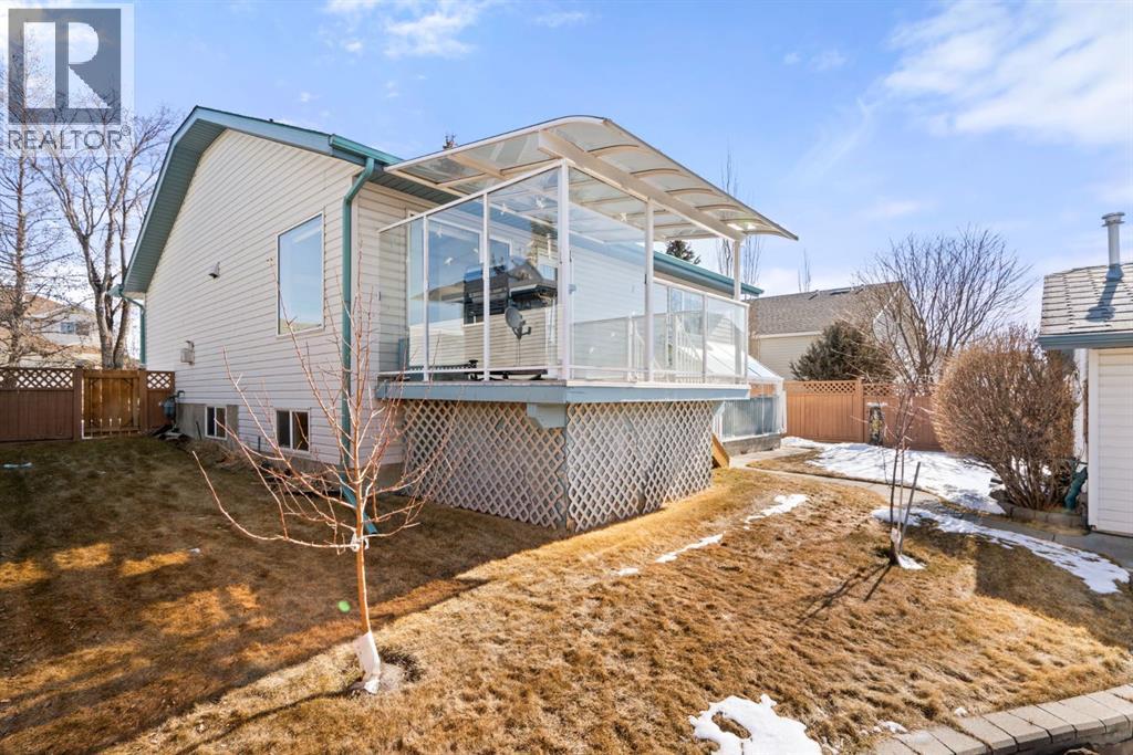 219 Quigley Drive, Cochrane, Alberta  T4C 1T3 - Photo 40 - A2299527
