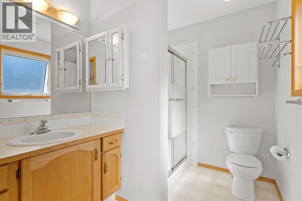 219 Quigley Drive, Cochrane, Alberta  T4C 1T3 - Photo 21 - A2299527