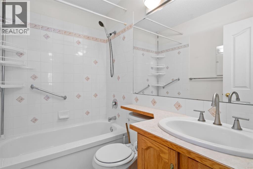 219 Quigley Drive, Cochrane, Alberta  T4C 1T3 - Photo 17 - A2299527