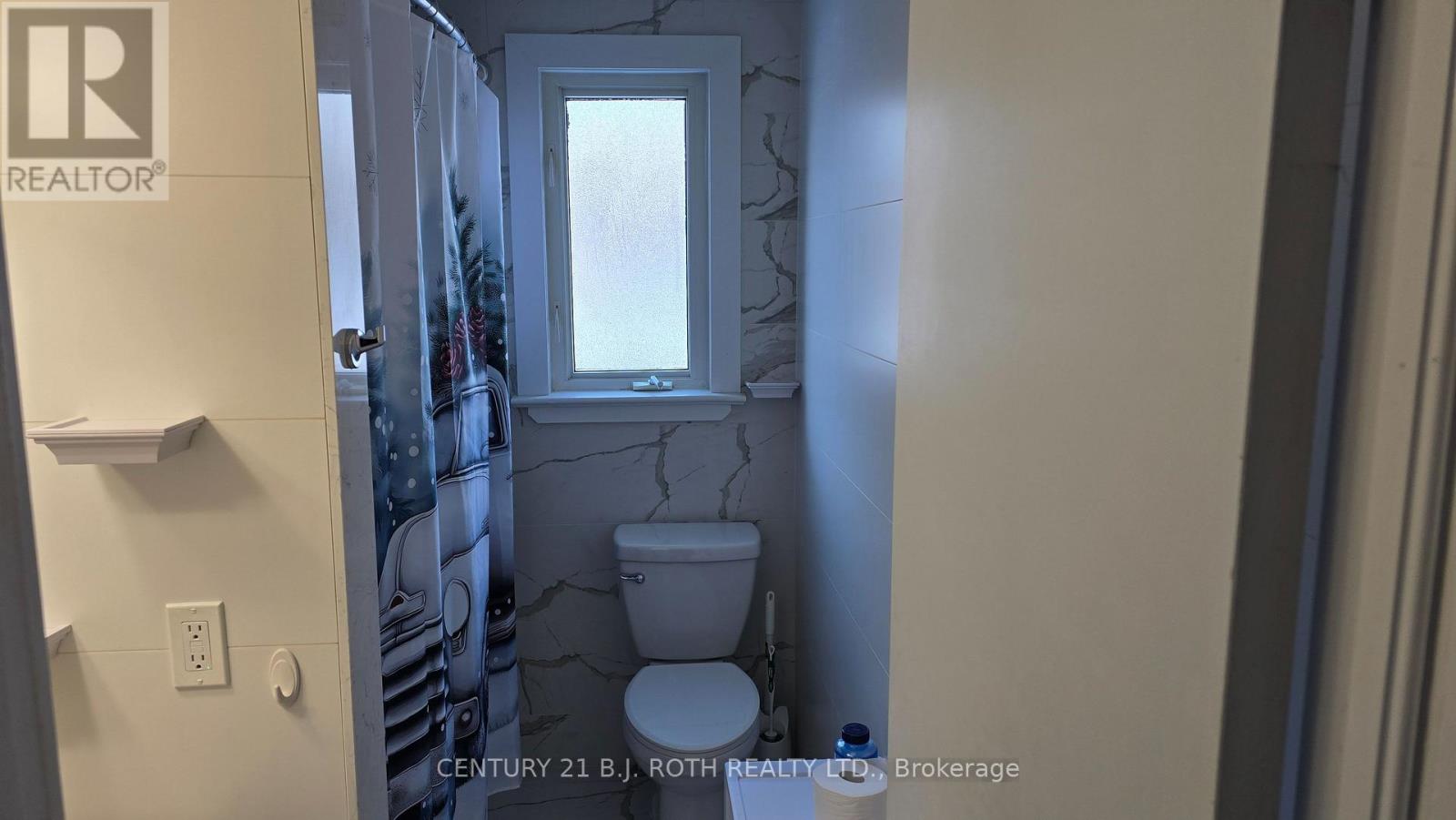 121 Cumberland Street, Barrie, Ontario  L4N 2P8 - Photo 13 - S12984002