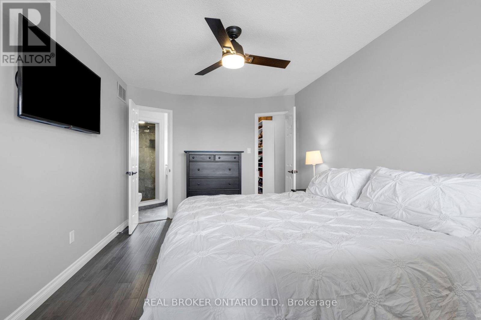 53 Taylor Drive, Barrie, Ontario  L4N 8K6 - Photo 18 - S12984096