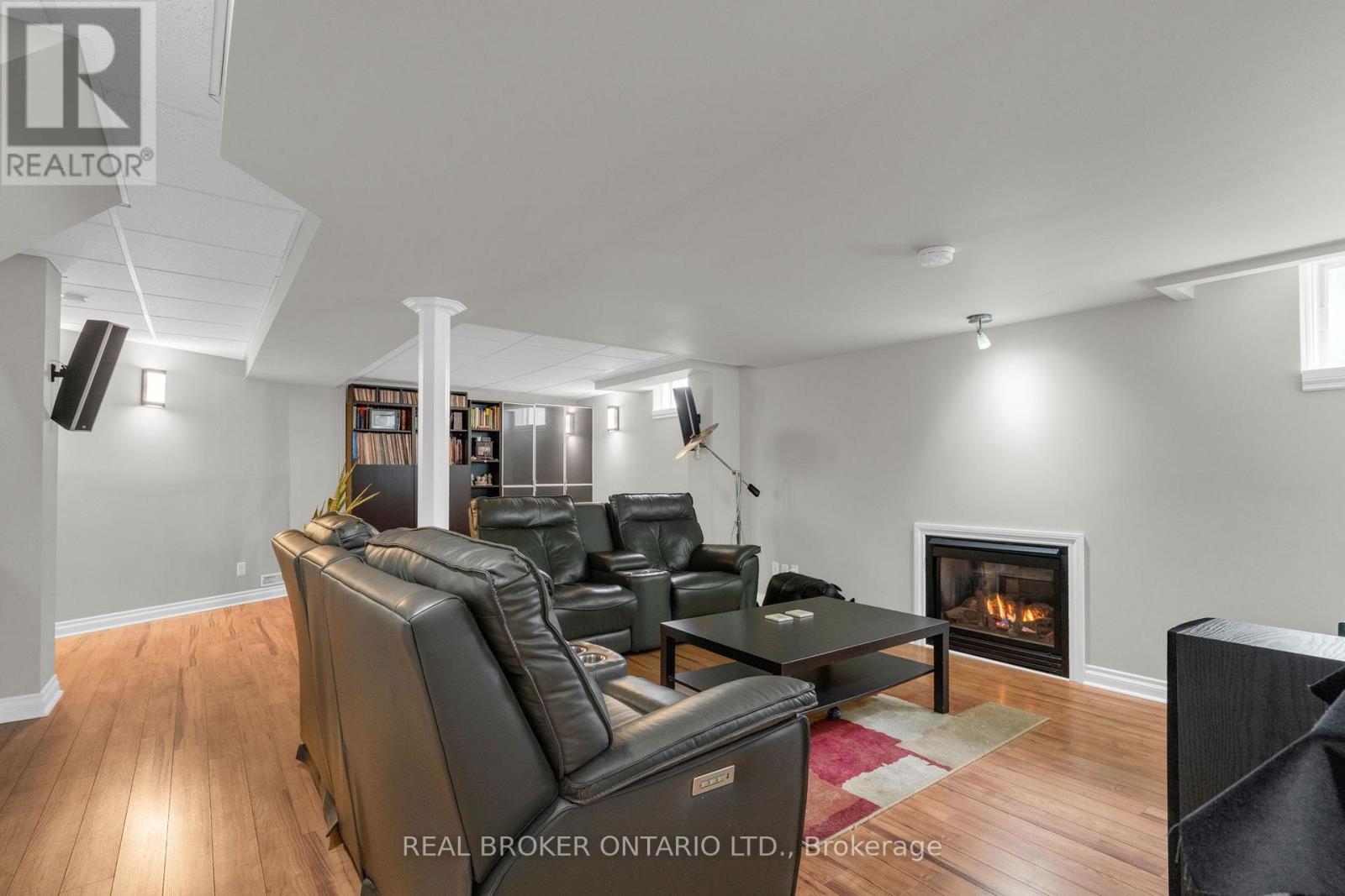 53 Taylor Drive, Barrie, Ontario  L4N 8K6 - Photo 25 - S12984096