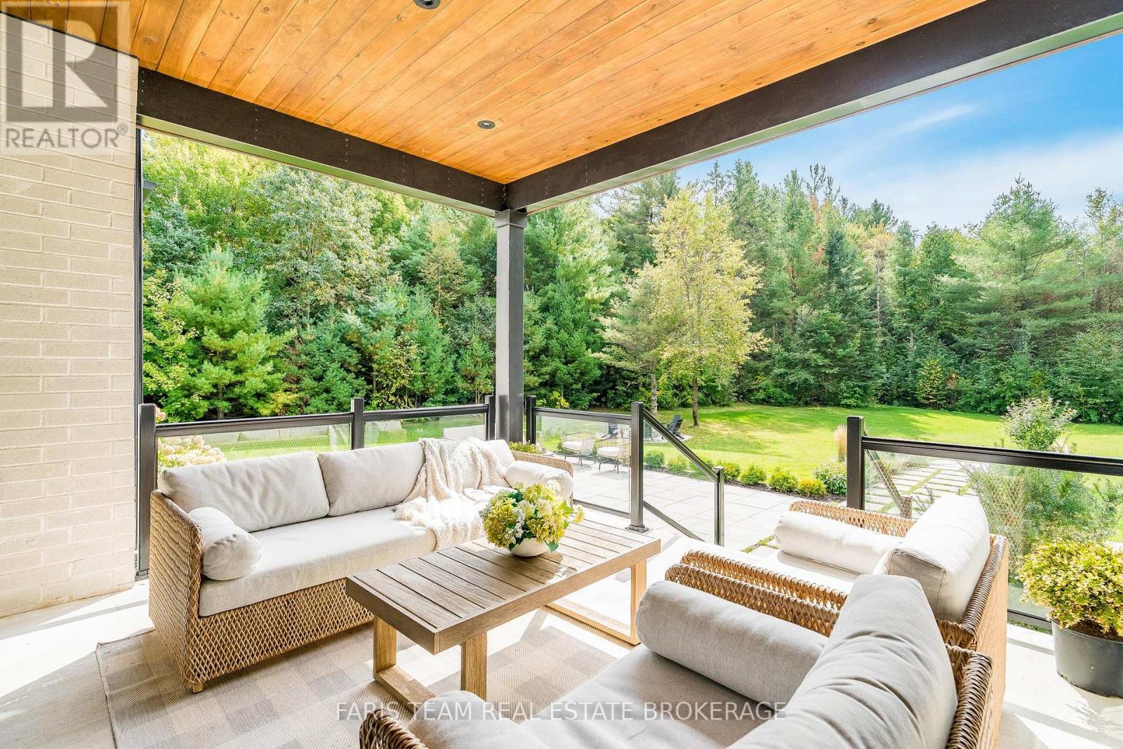 4 Sycamore Circle, Springwater, Ontario  L0L 2K0 - Photo 39 - S12984106