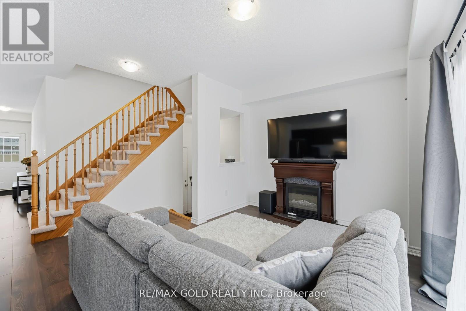 30 Hills Thistle Drive, Wasaga Beach, Ontario  L9E 0J3 - Photo 15 - S12984152