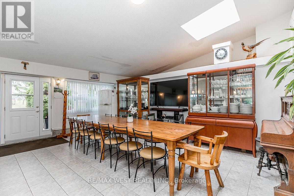 7941 Highway 26, Clearview, Ontario  L0M 1S0 - Photo 11 - S12984160