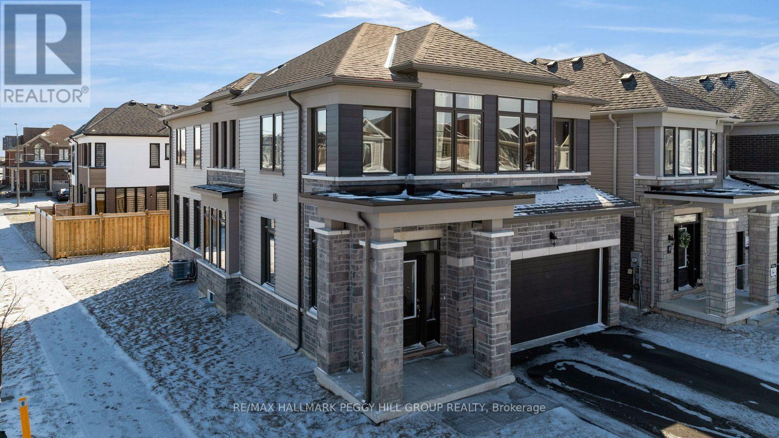 52 Durham Avenue, Barrie, Ontario  L9J 0W7 - Photo 5 - S12984296