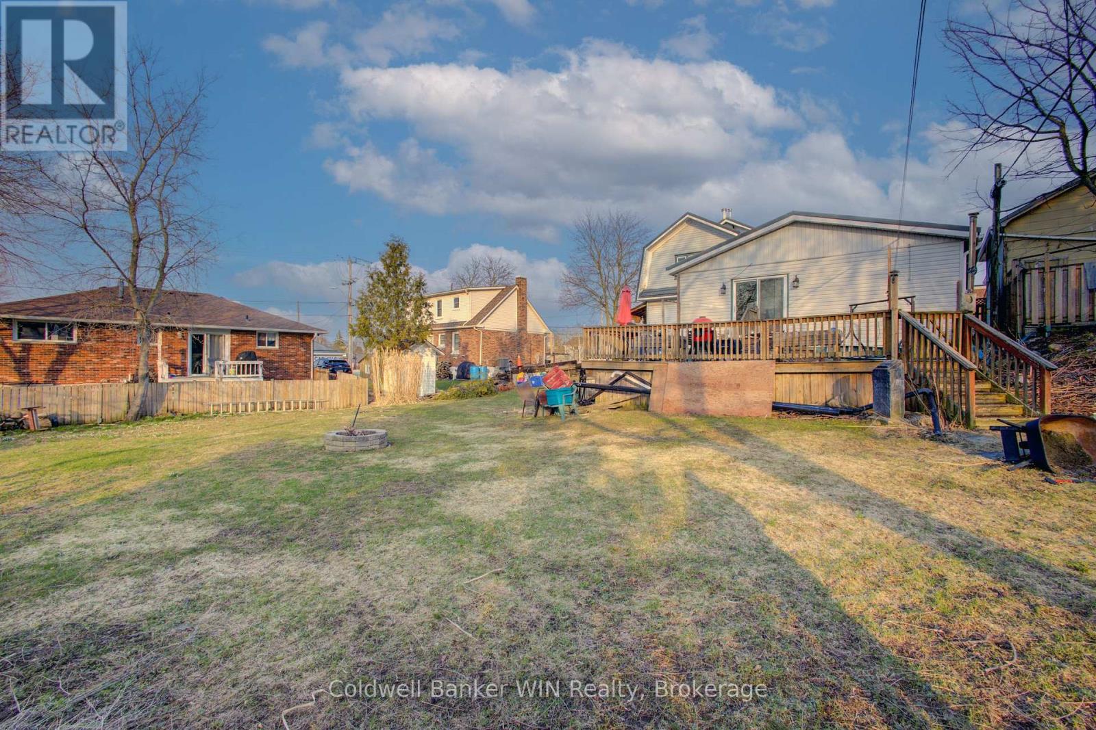 17 Arthur Street E, Minto, Ontario  N0G 1Z0 - Photo 38 - X12984258