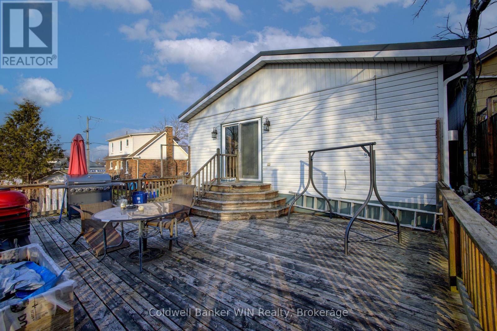 17 Arthur Street E, Minto, Ontario  N0G 1Z0 - Photo 39 - X12984258