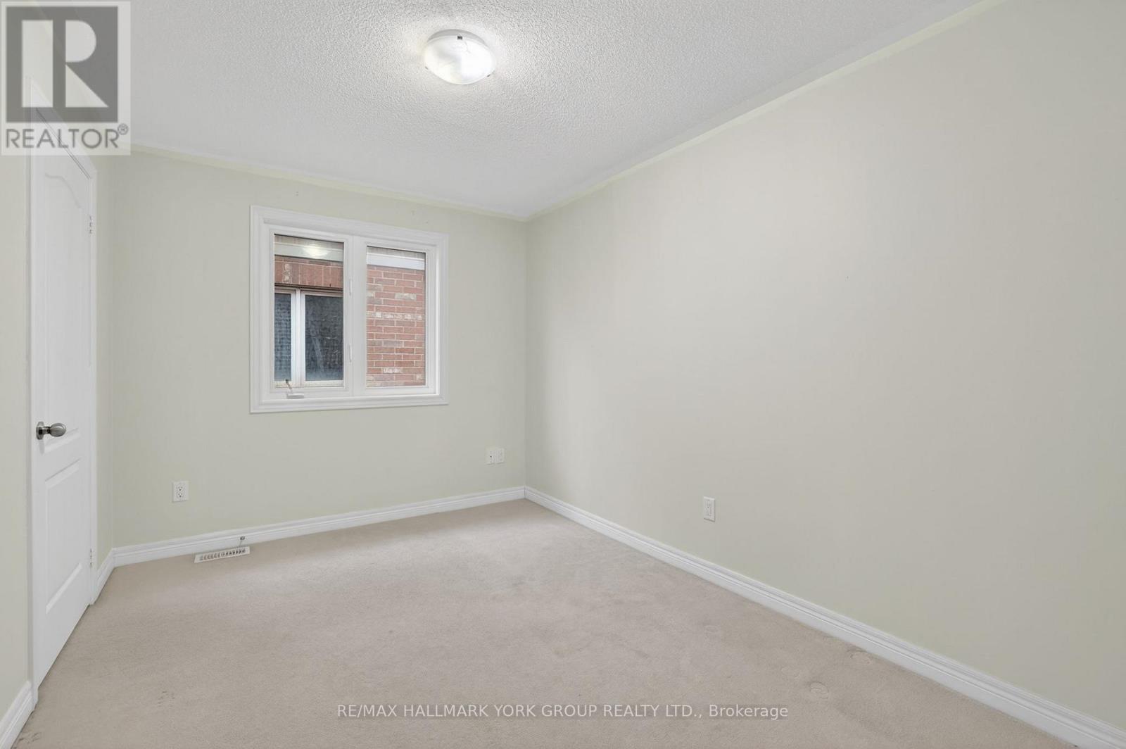 35 Amberwing Landing, Bradford West Gwillimbury, Ontario  L3Z 0H9 - Photo 23 - N12963096