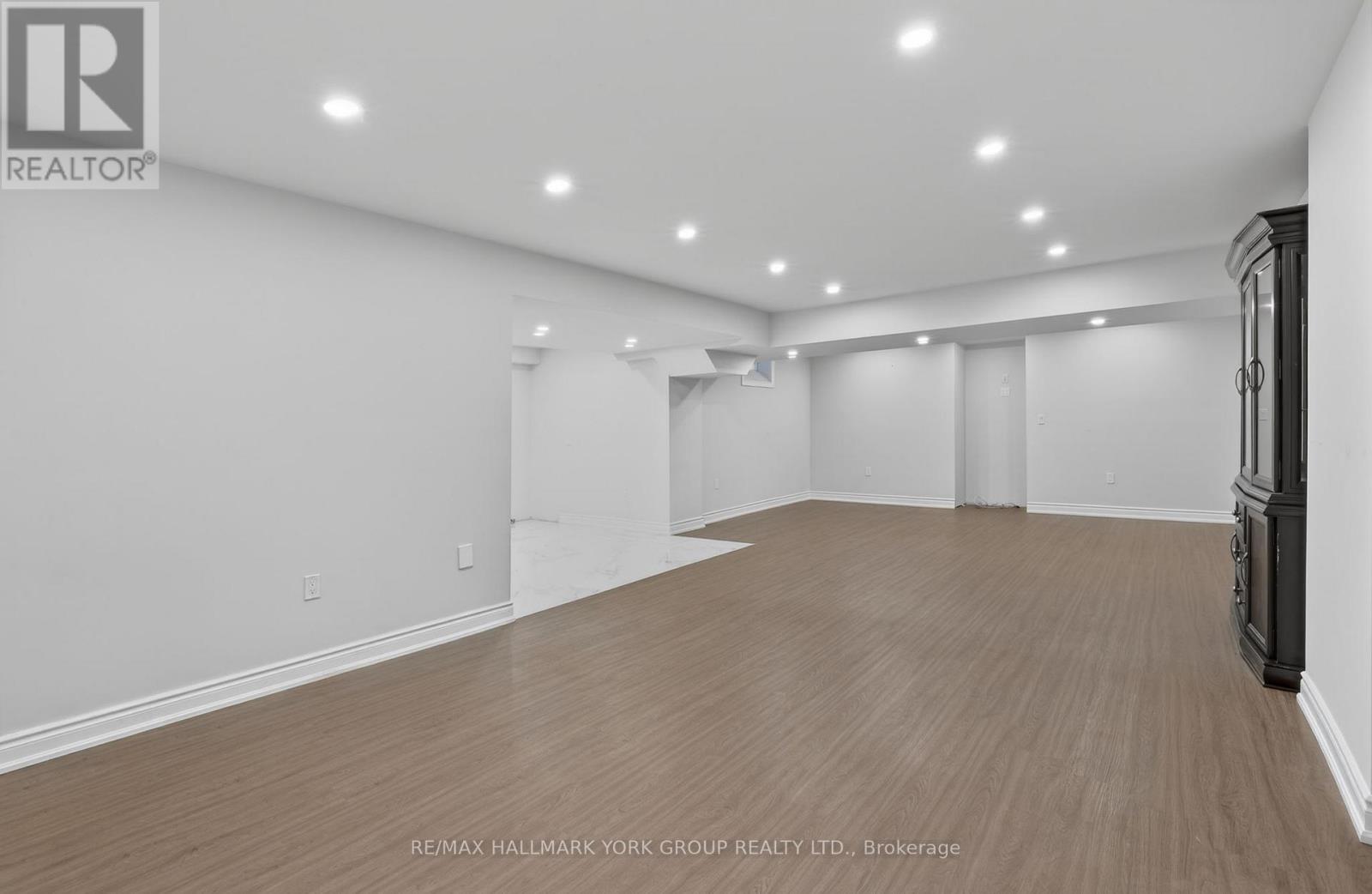 35 Amberwing Landing, Bradford West Gwillimbury, Ontario  L3Z 0H9 - Photo 30 - N12963096