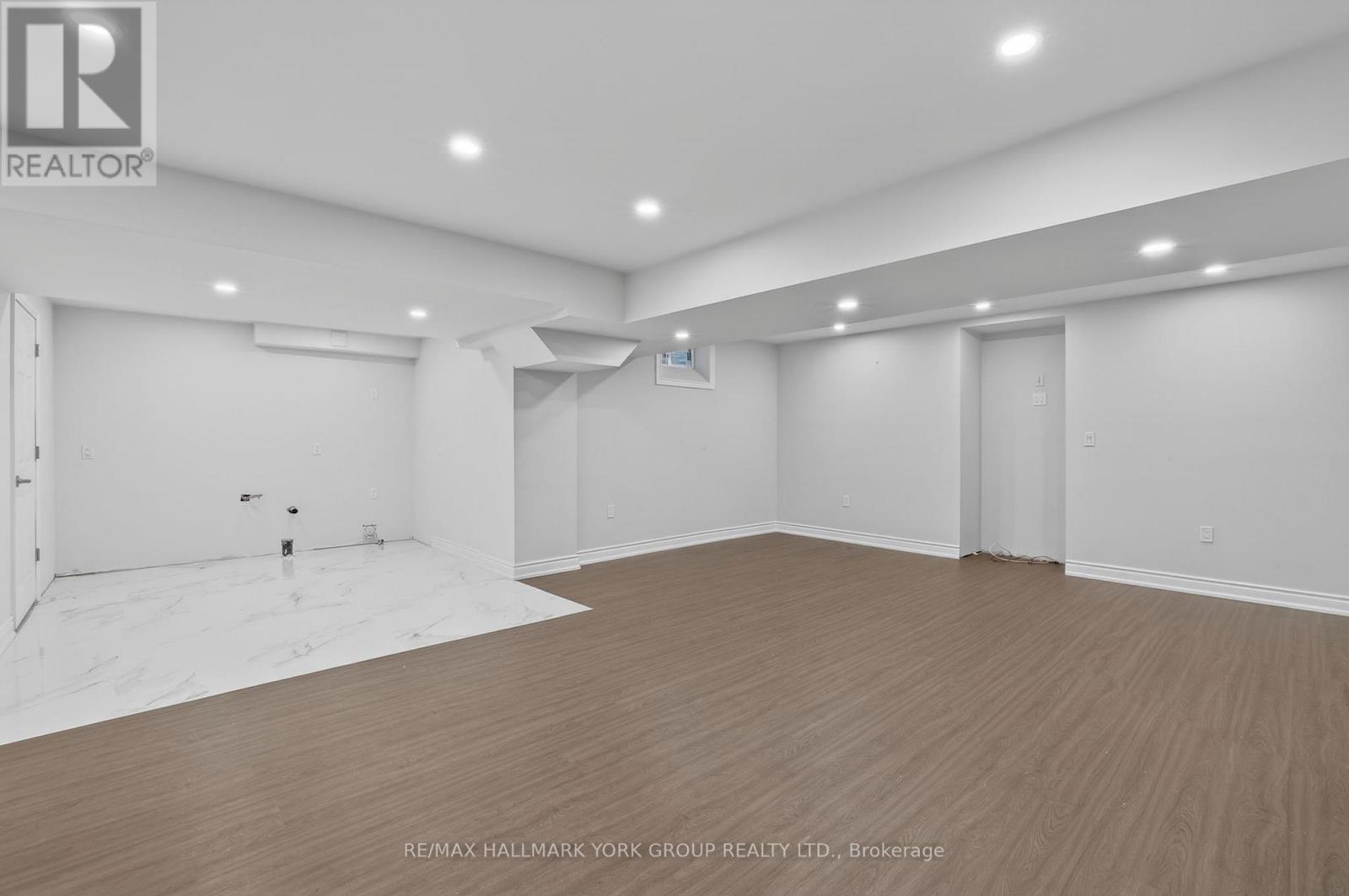 35 Amberwing Landing, Bradford West Gwillimbury, Ontario  L3Z 0H9 - Photo 33 - N12963096