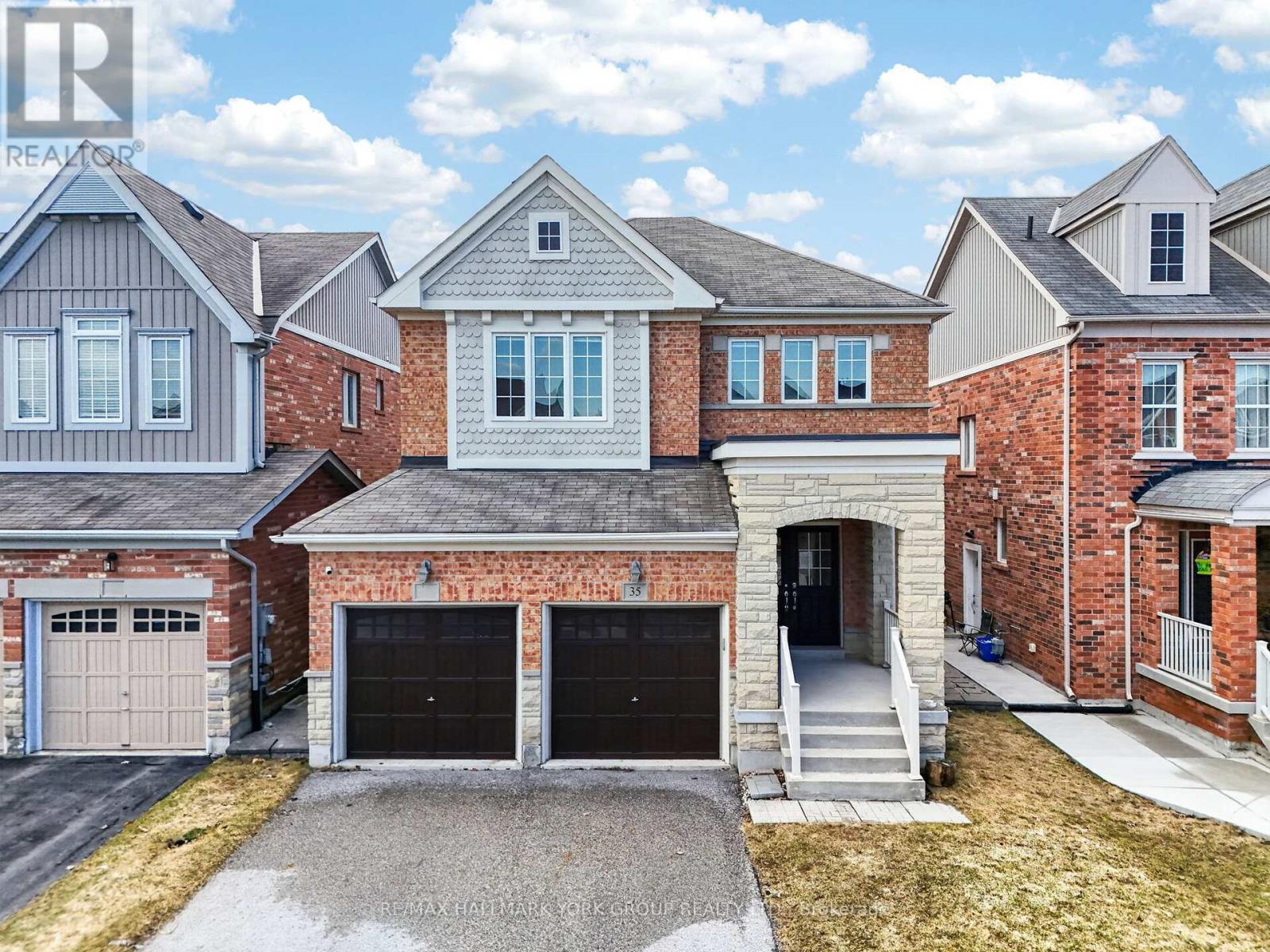 35 Amberwing Landing, Bradford West Gwillimbury, Ontario  L3Z 0H9 - Photo 42 - N12963096