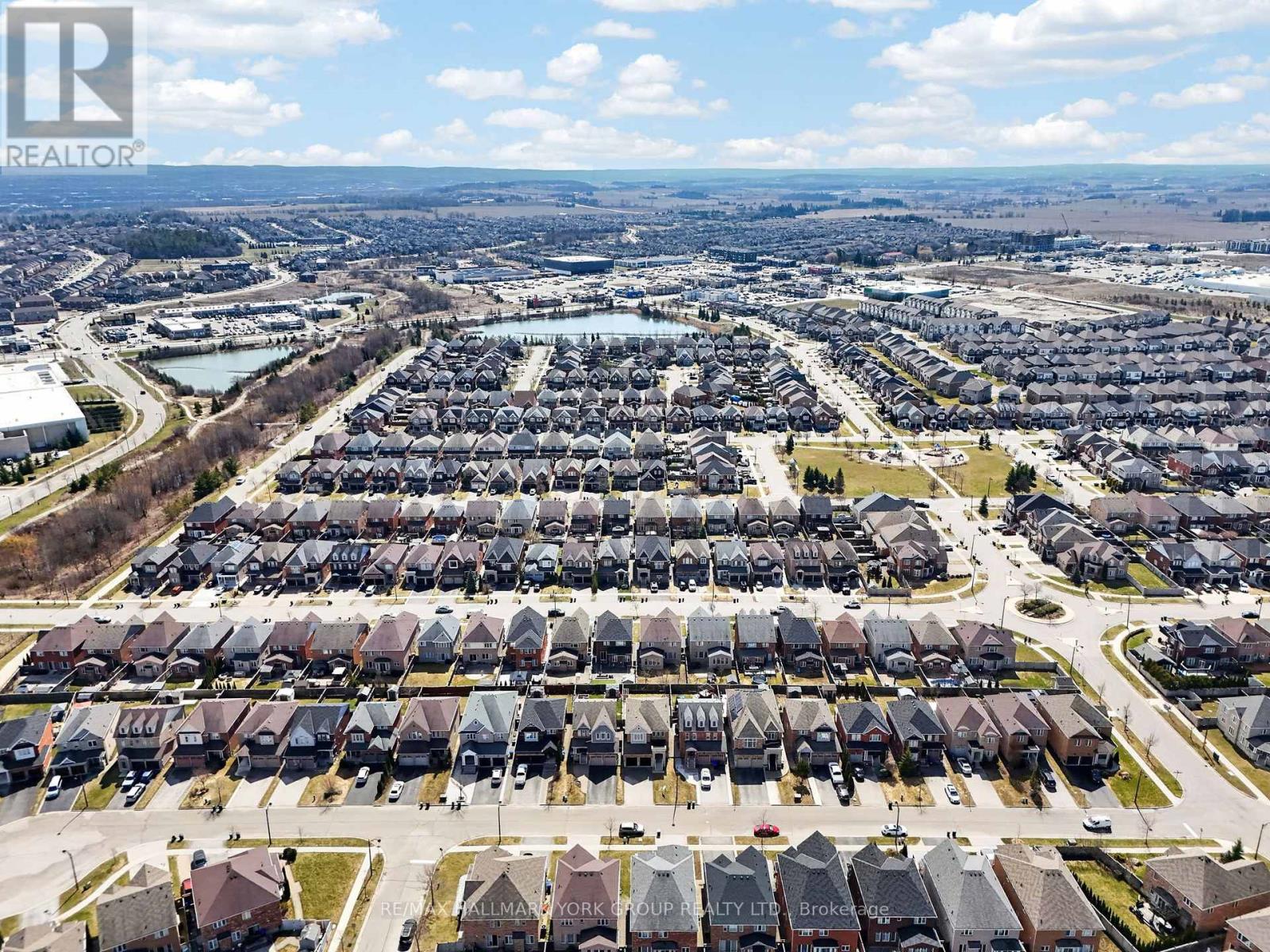 35 Amberwing Landing, Bradford West Gwillimbury, Ontario  L3Z 0H9 - Photo 48 - N12963096