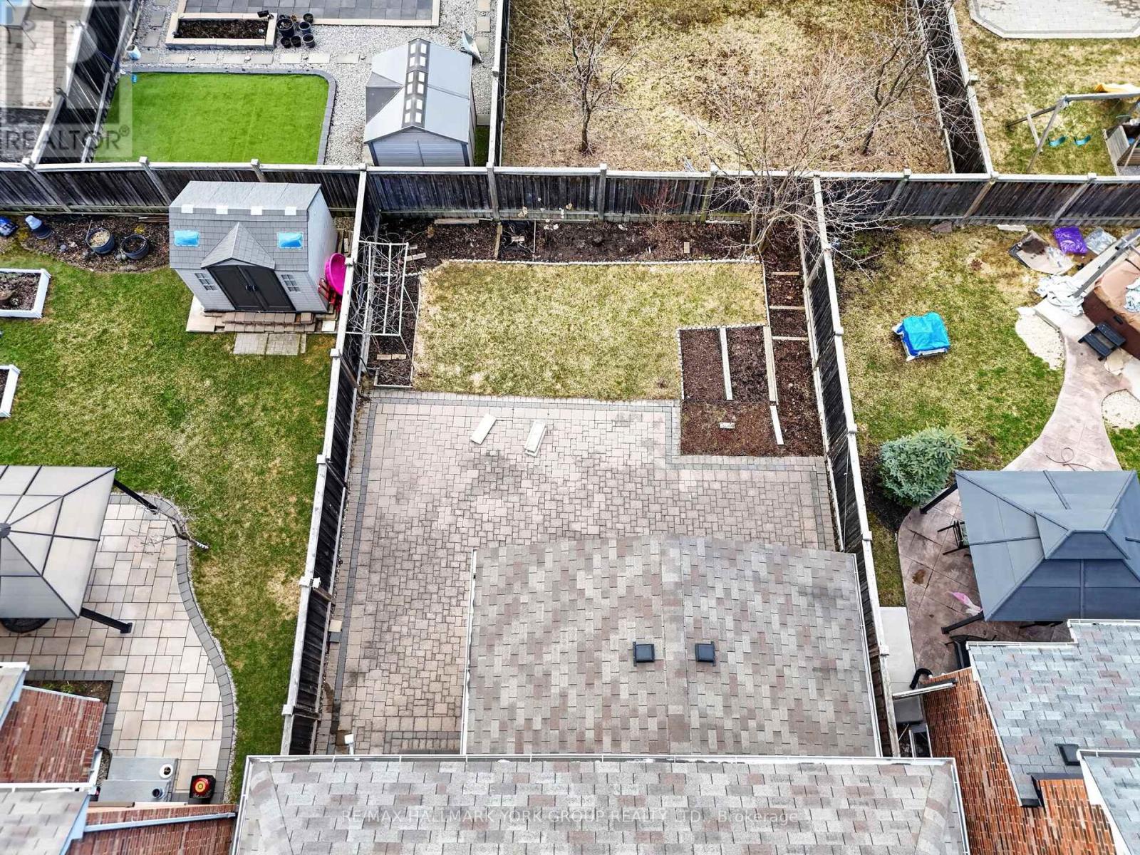 35 Amberwing Landing, Bradford West Gwillimbury, Ontario  L3Z 0H9 - Photo 46 - N12963096