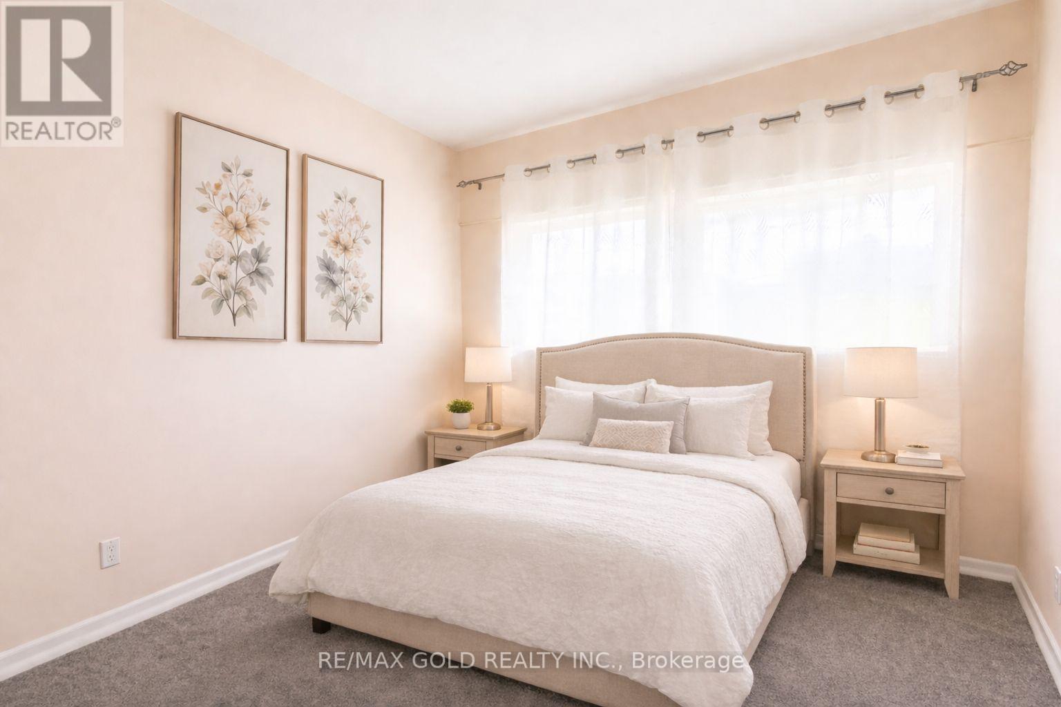 7681 Redstone Road, Mississauga (Malton), Ontario  L4T 2B7 - Photo 16 - W12979418