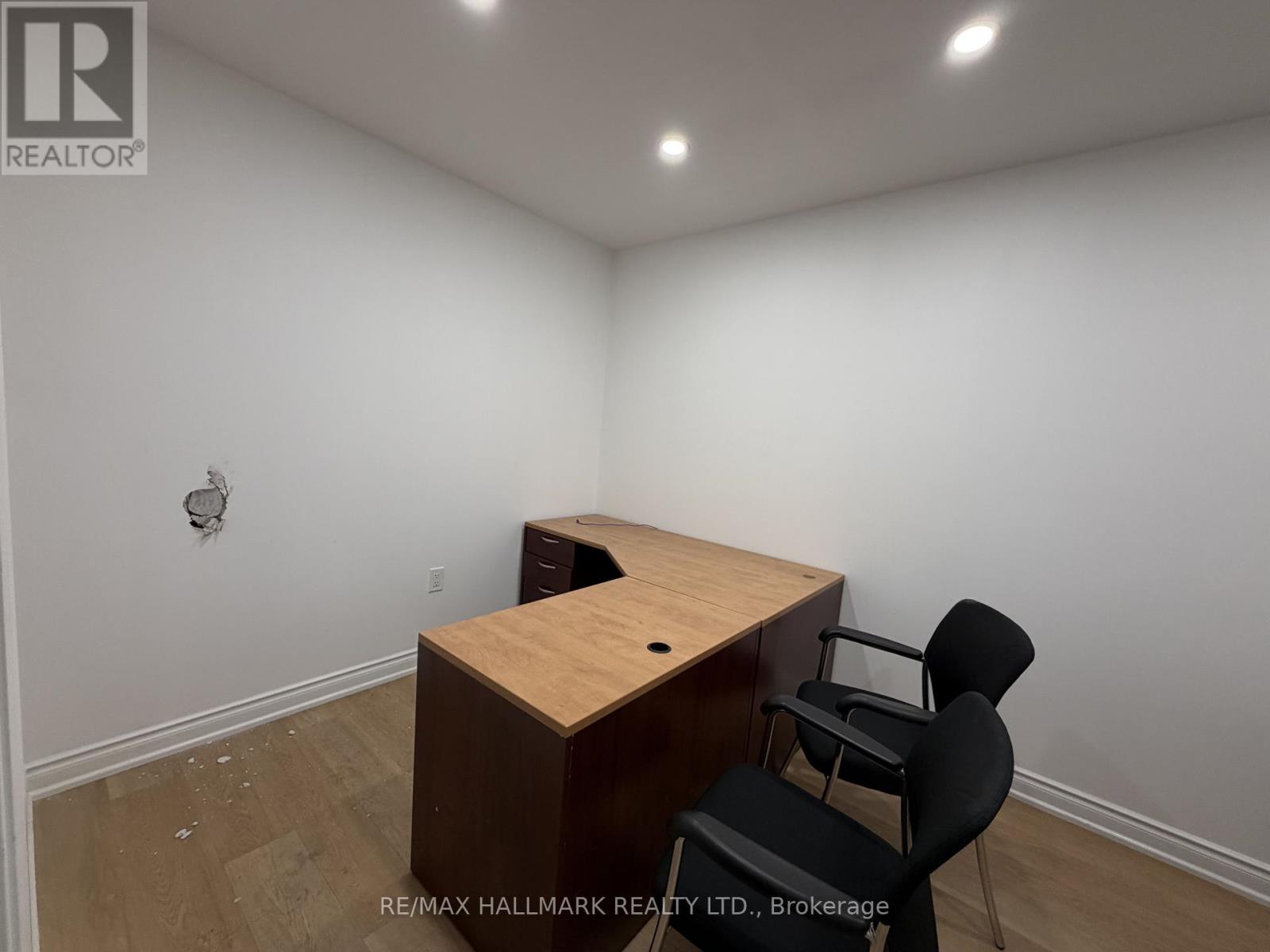 1101 Finch Avenue W, Toronto, Ontario  M3J 2C9 - Photo 9 - W12777406