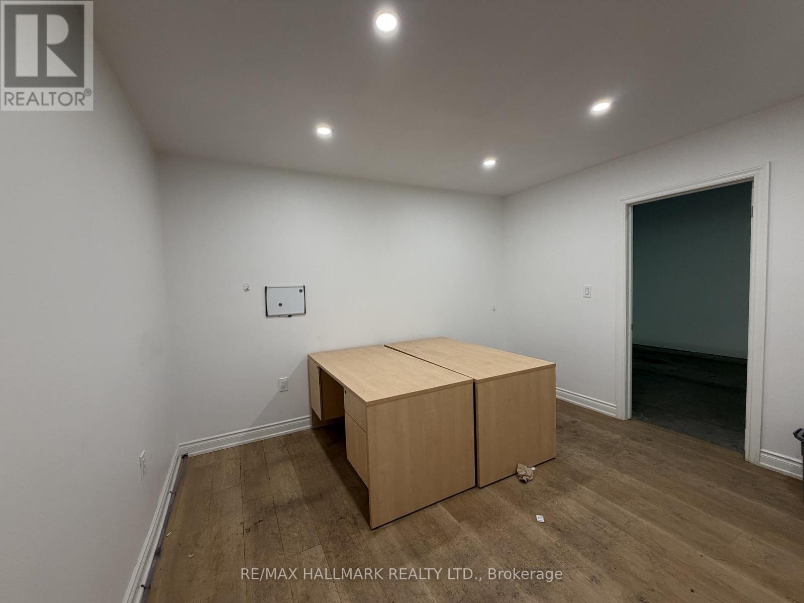 1101 Finch Avenue W, Toronto, Ontario  M3J 2C9 - Photo 7 - W12777406