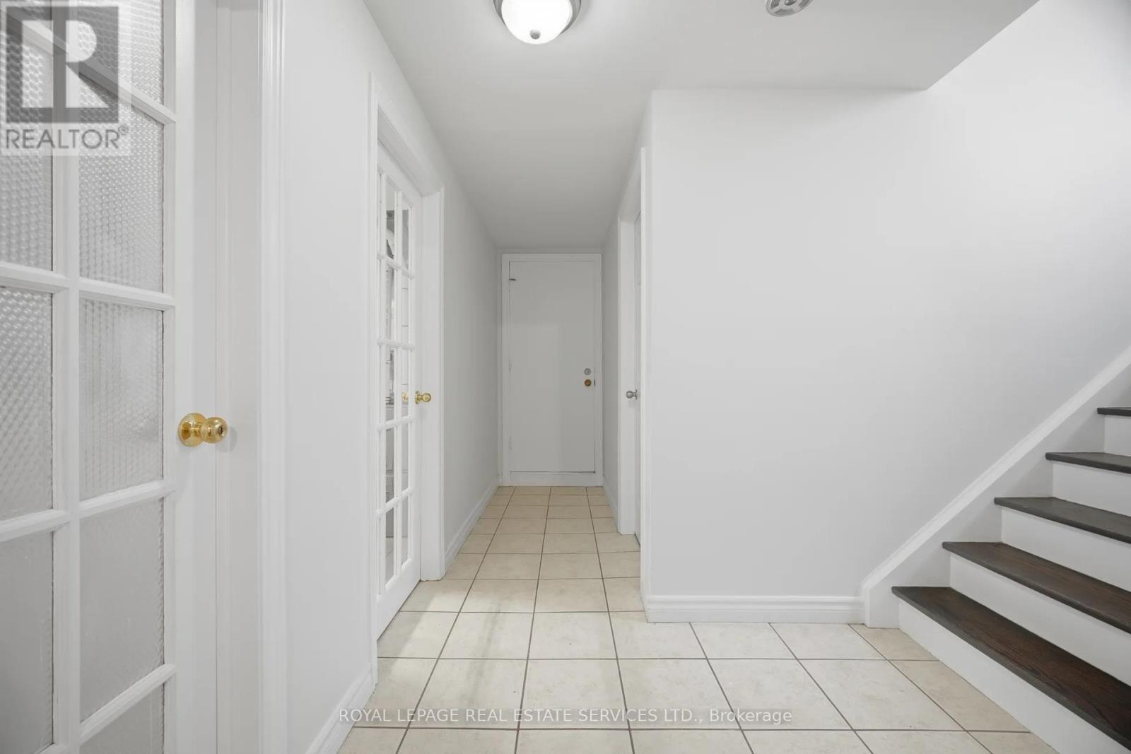 142 Osborne Crescent Nw, Oakville, Ontario  L6M 1G1 - Photo 37 - W12982136