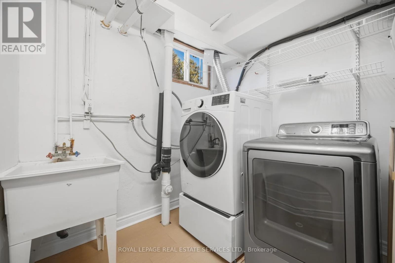 142 Osborne Crescent Nw, Oakville, Ontario  L6M 1G1 - Photo 44 - W12982136