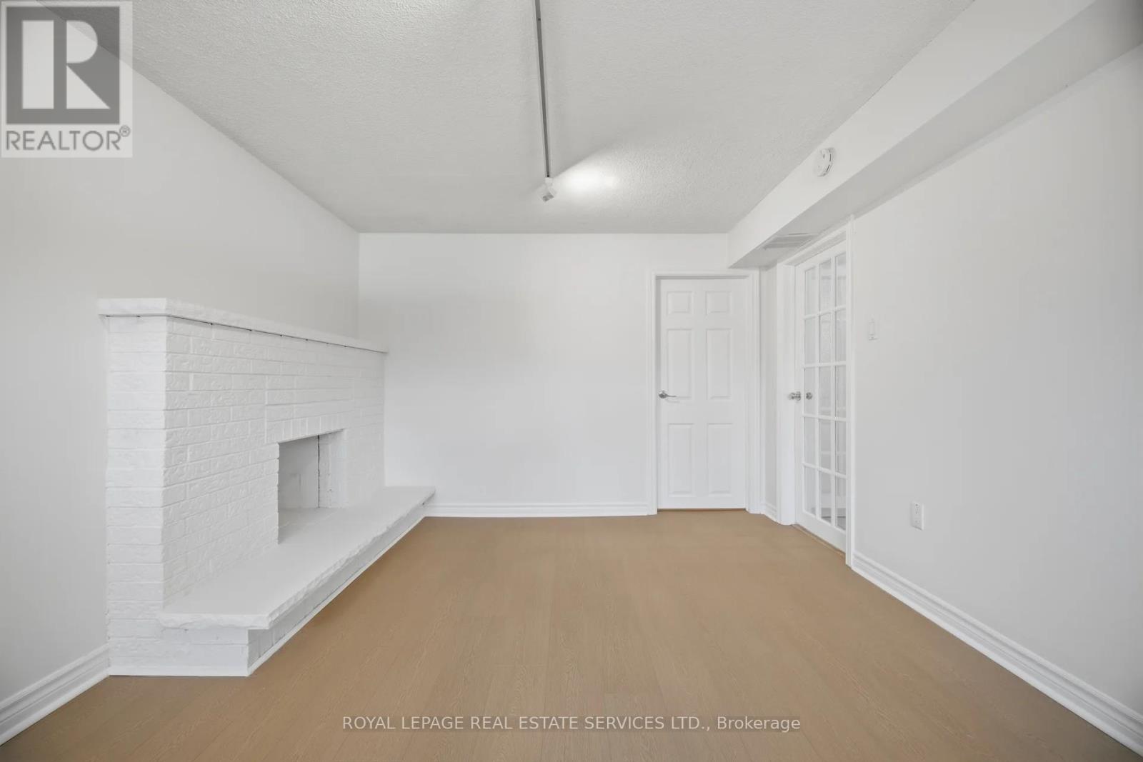 142 Osborne Crescent Nw, Oakville, Ontario  L6M 1G1 - Photo 30 - W12982136