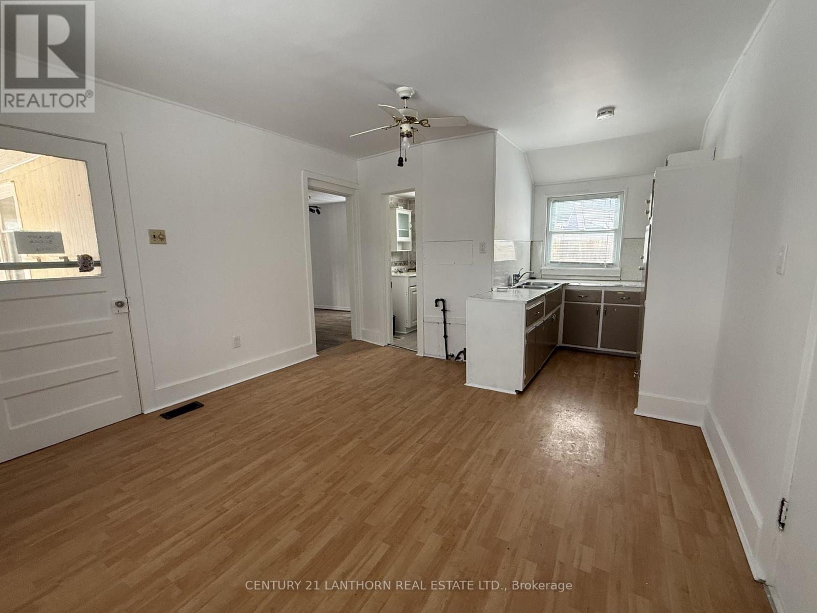 27 West Street, Prince Edward County, Ontario  K0K 3L0 - Photo 10 - X12974482