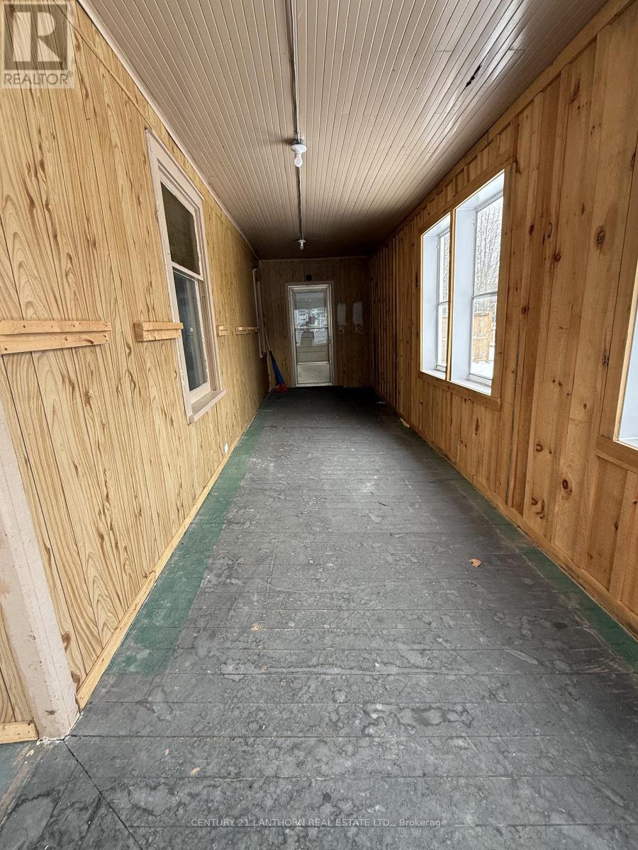 27 West Street, Prince Edward County, Ontario  K0K 3L0 - Photo 4 - X12974482