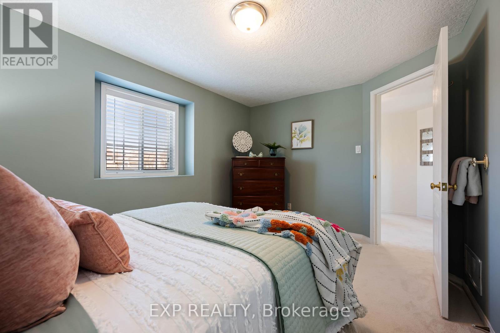 10 Mckitrick Drive, Orangeville, Ontario  L9W 5C2 - Photo 29 - W12984006