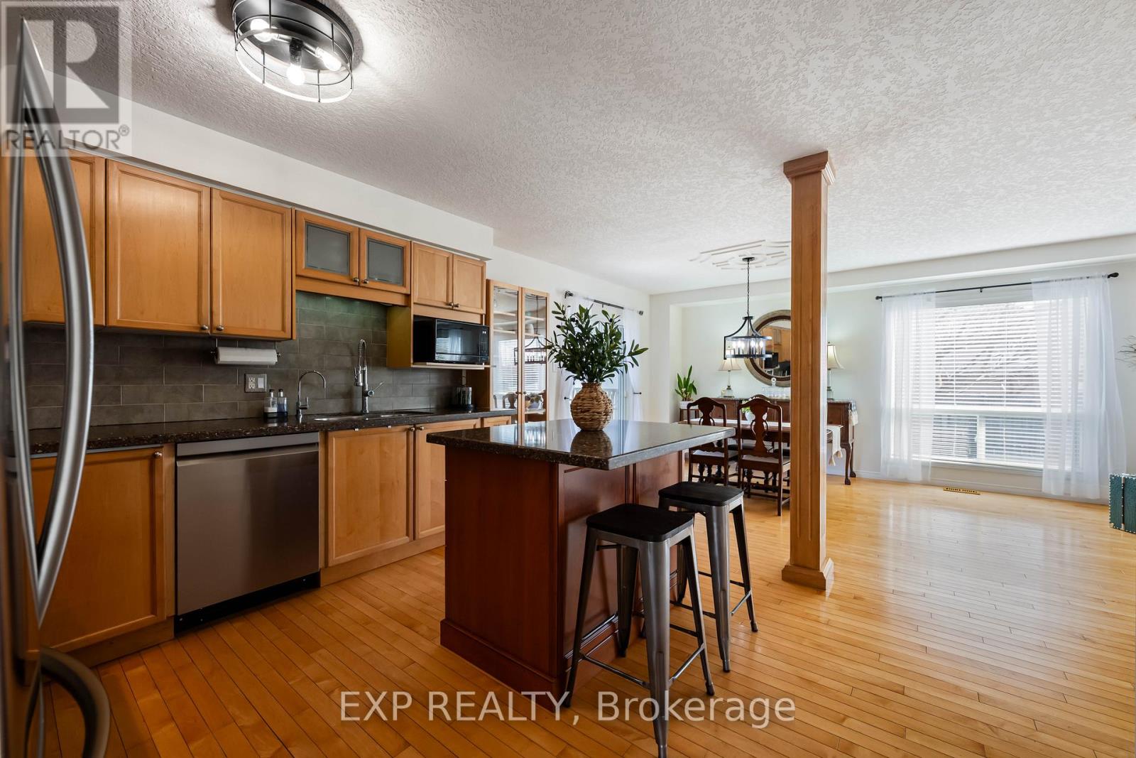 10 Mckitrick Drive, Orangeville, Ontario  L9W 5C2 - Photo 7 - W12984006