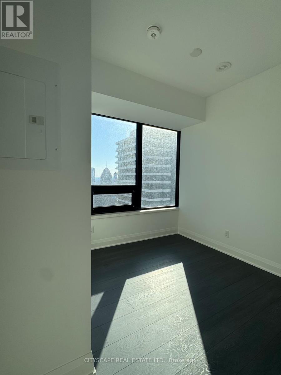 2607 - 2 Erskine Road, Mississauga (City Centre), Ontario  L5B 0S1 - Photo 10 - W12984012