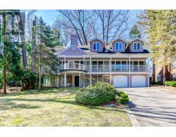 32 EDENBROOK HILL, Toronto, Ontario