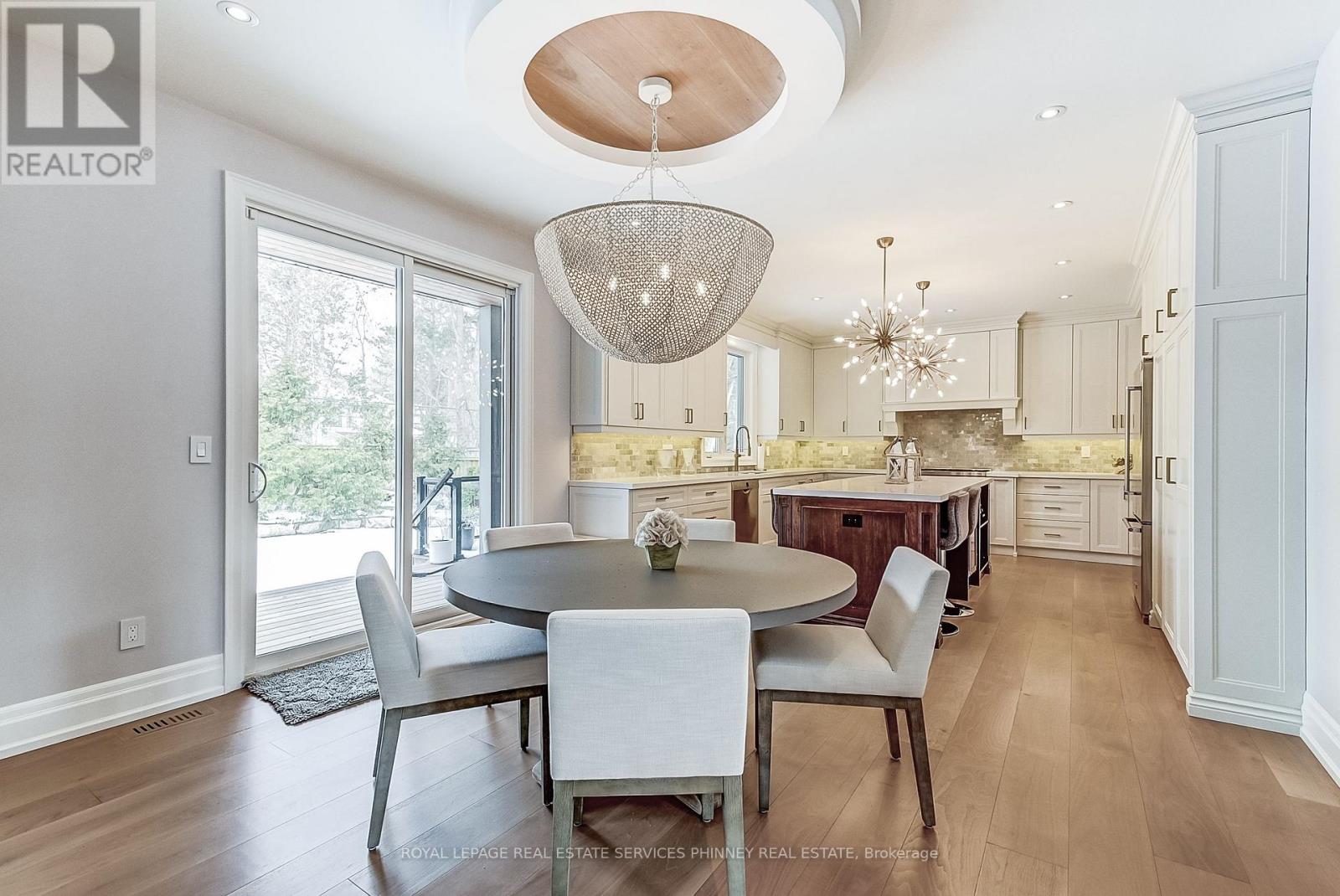 1569 Wembury Road, Mississauga, Ontario  L5J 2L8 - Photo 13 - W12984044