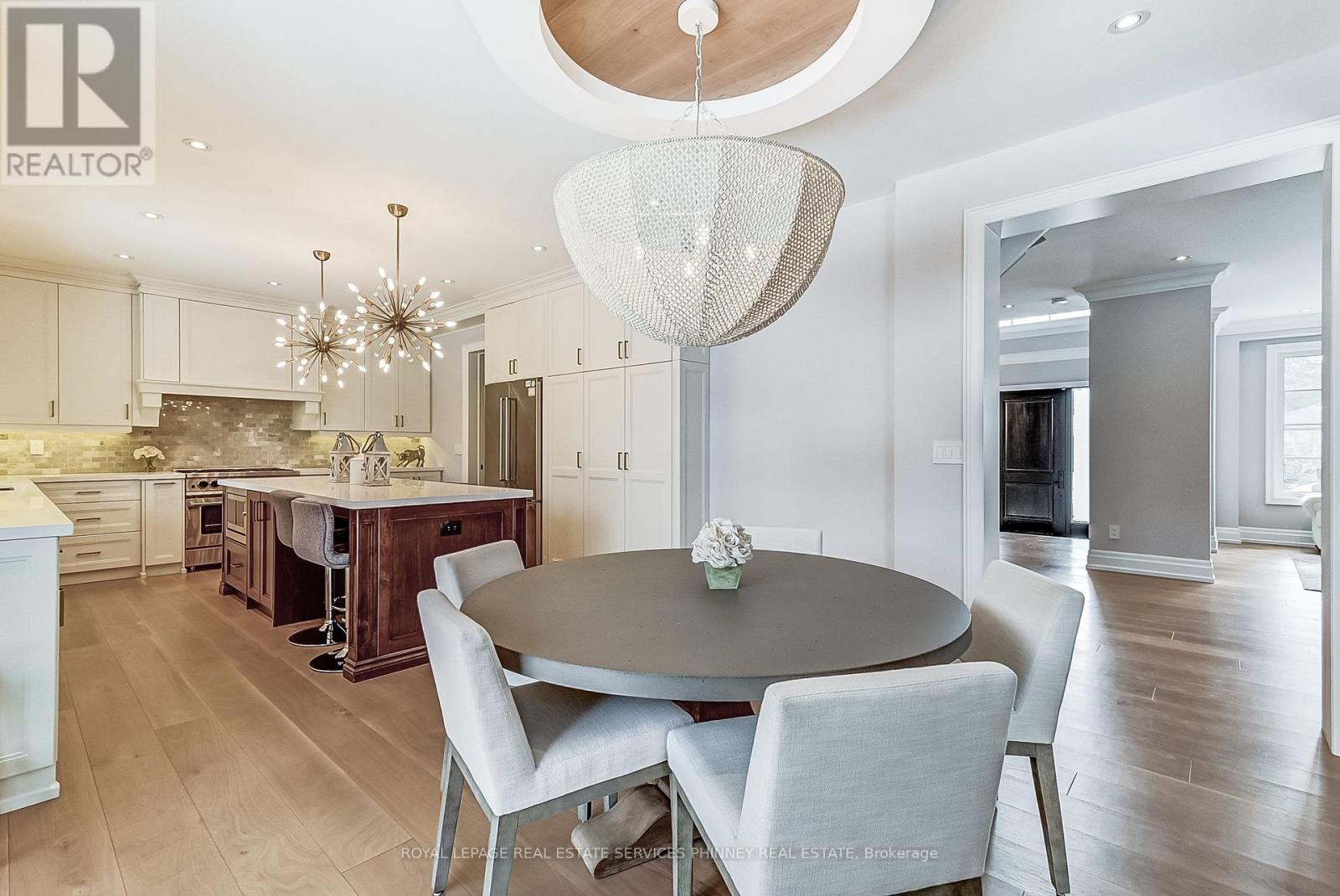 1569 Wembury Road, Mississauga, Ontario  L5J 2L8 - Photo 14 - W12984044