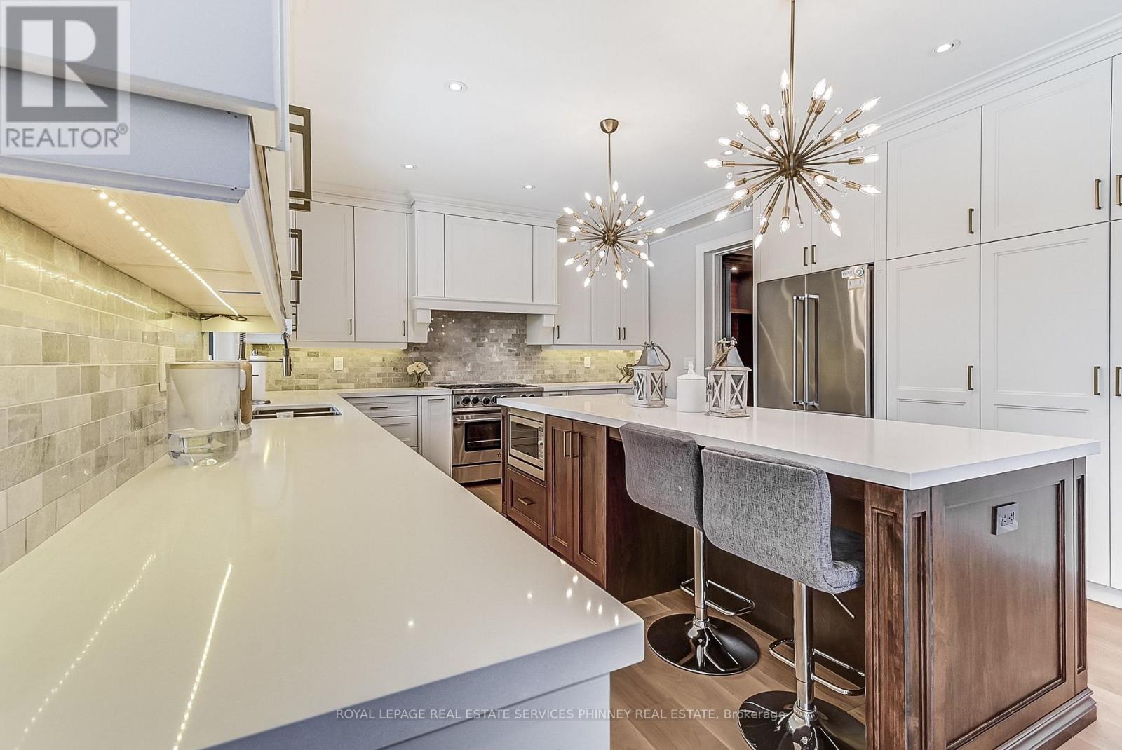 1569 Wembury Road, Mississauga, Ontario  L5J 2L8 - Photo 15 - W12984044