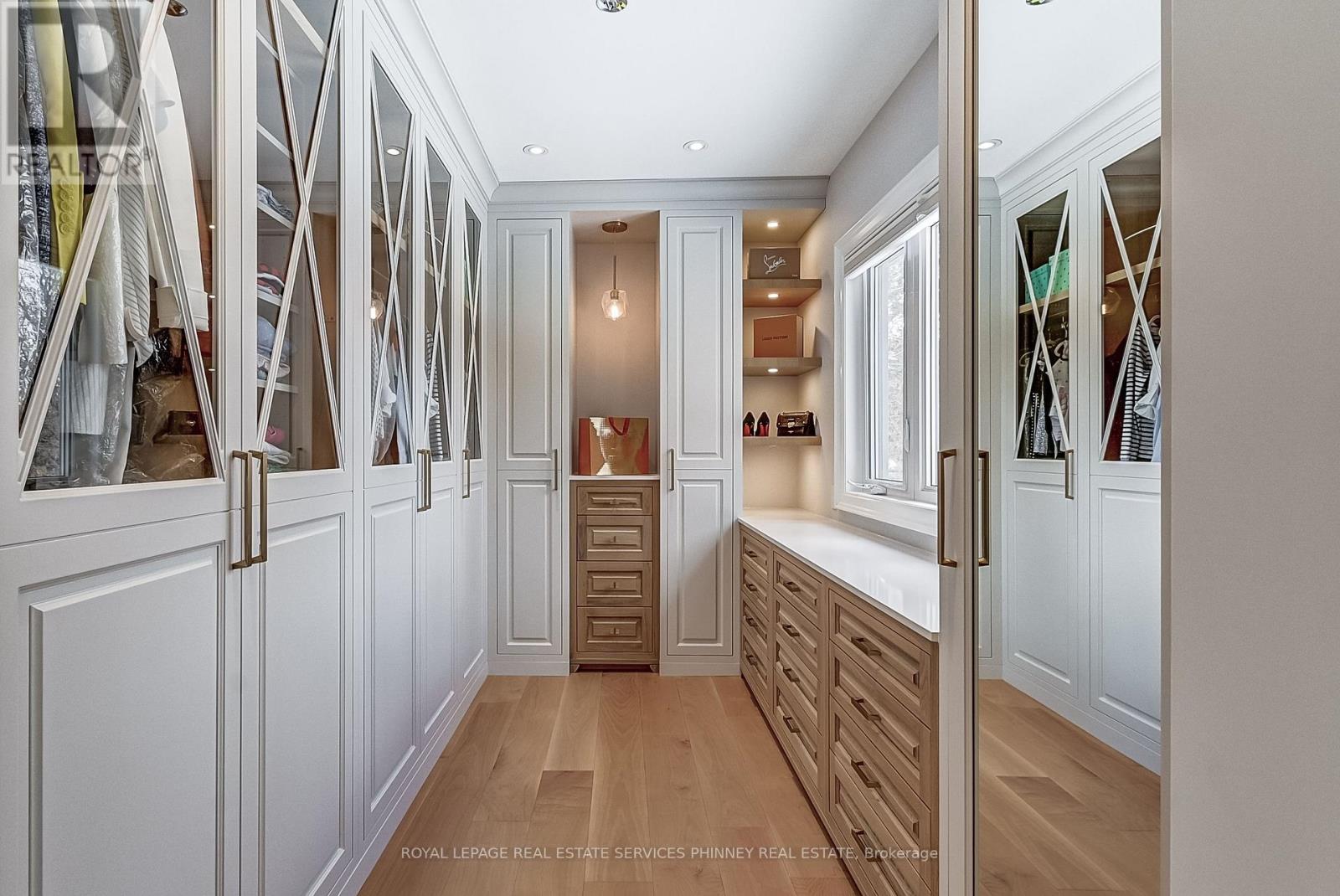 1569 Wembury Road, Mississauga, Ontario  L5J 2L8 - Photo 26 - W12984044