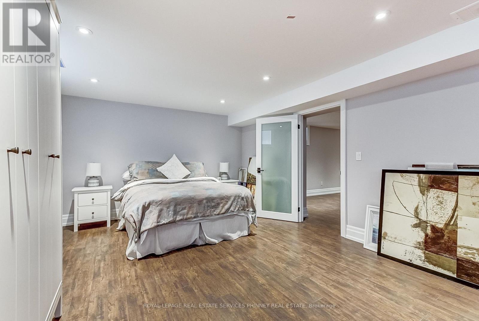 1569 Wembury Road, Mississauga, Ontario  L5J 2L8 - Photo 35 - W12984044