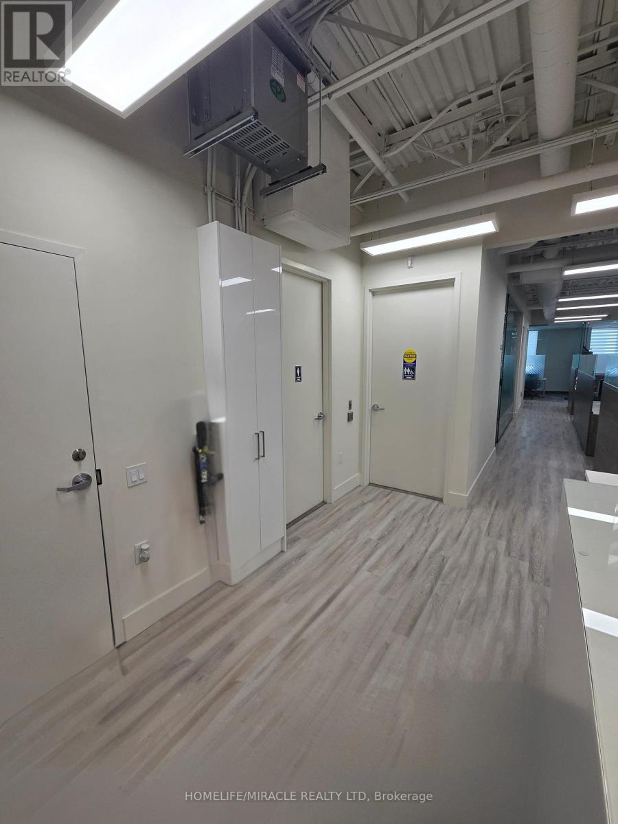 Unknown Address, ,     - Photo 2 - W12984060