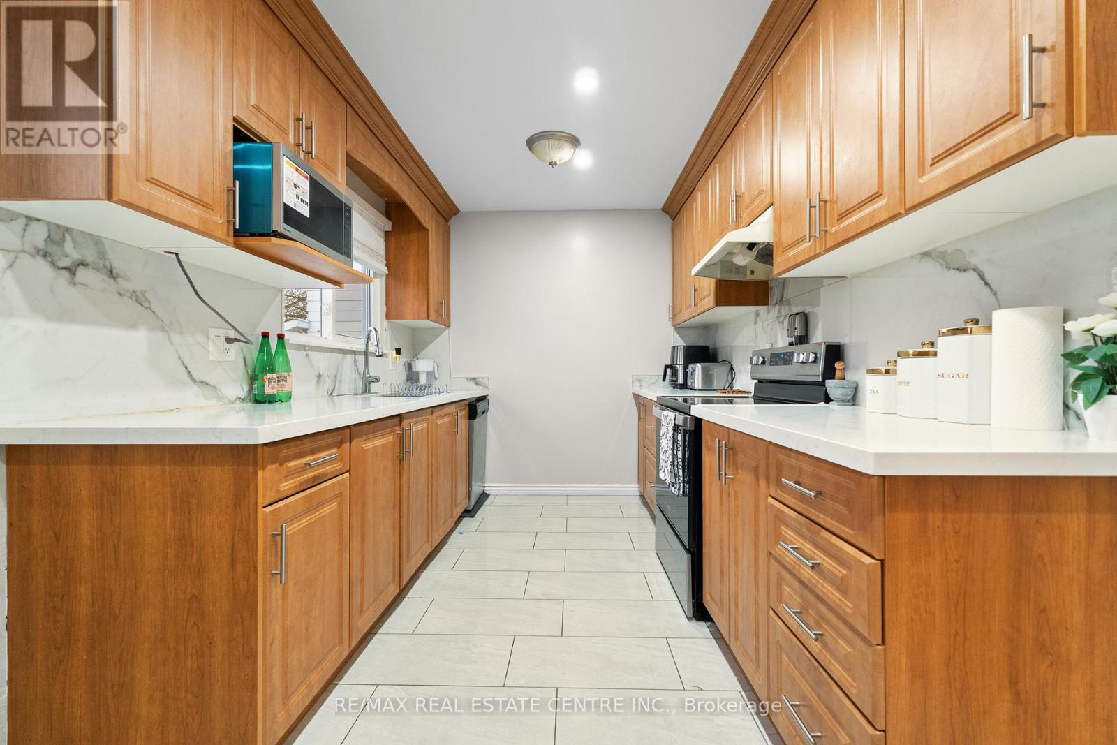 23 Jefferson Road, Brampton, Ontario  L6S 2G6 - Photo 23 - W12984070