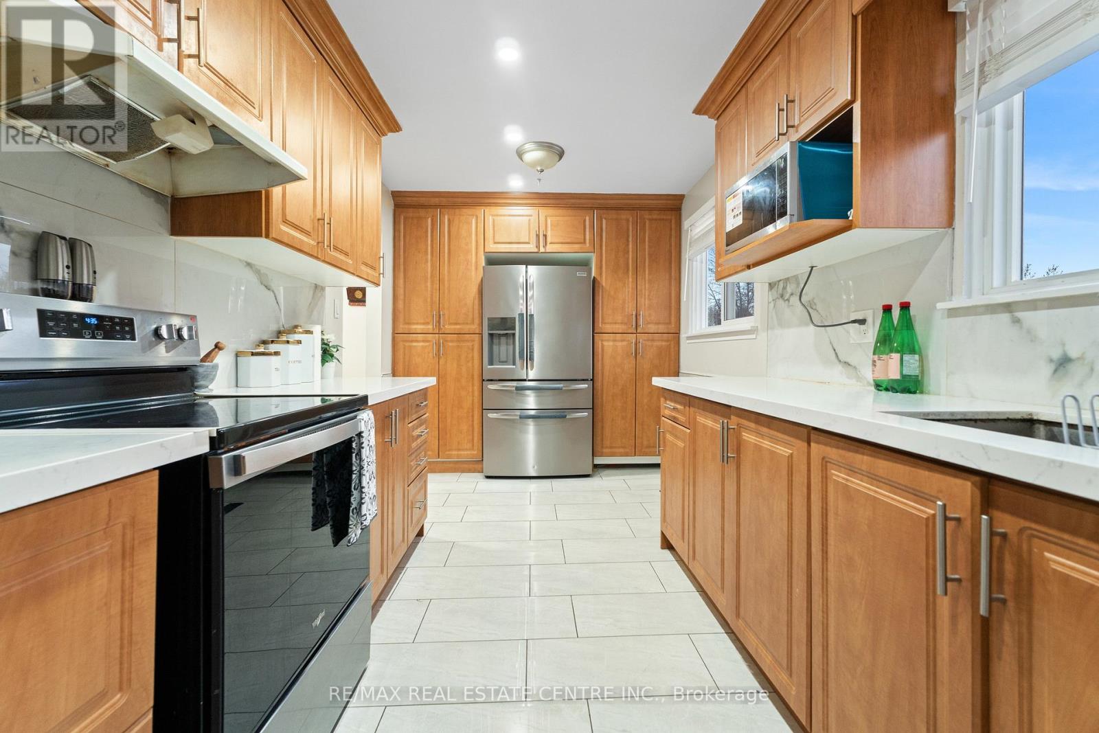 23 Jefferson Road, Brampton, Ontario  L6S 2G6 - Photo 27 - W12984070