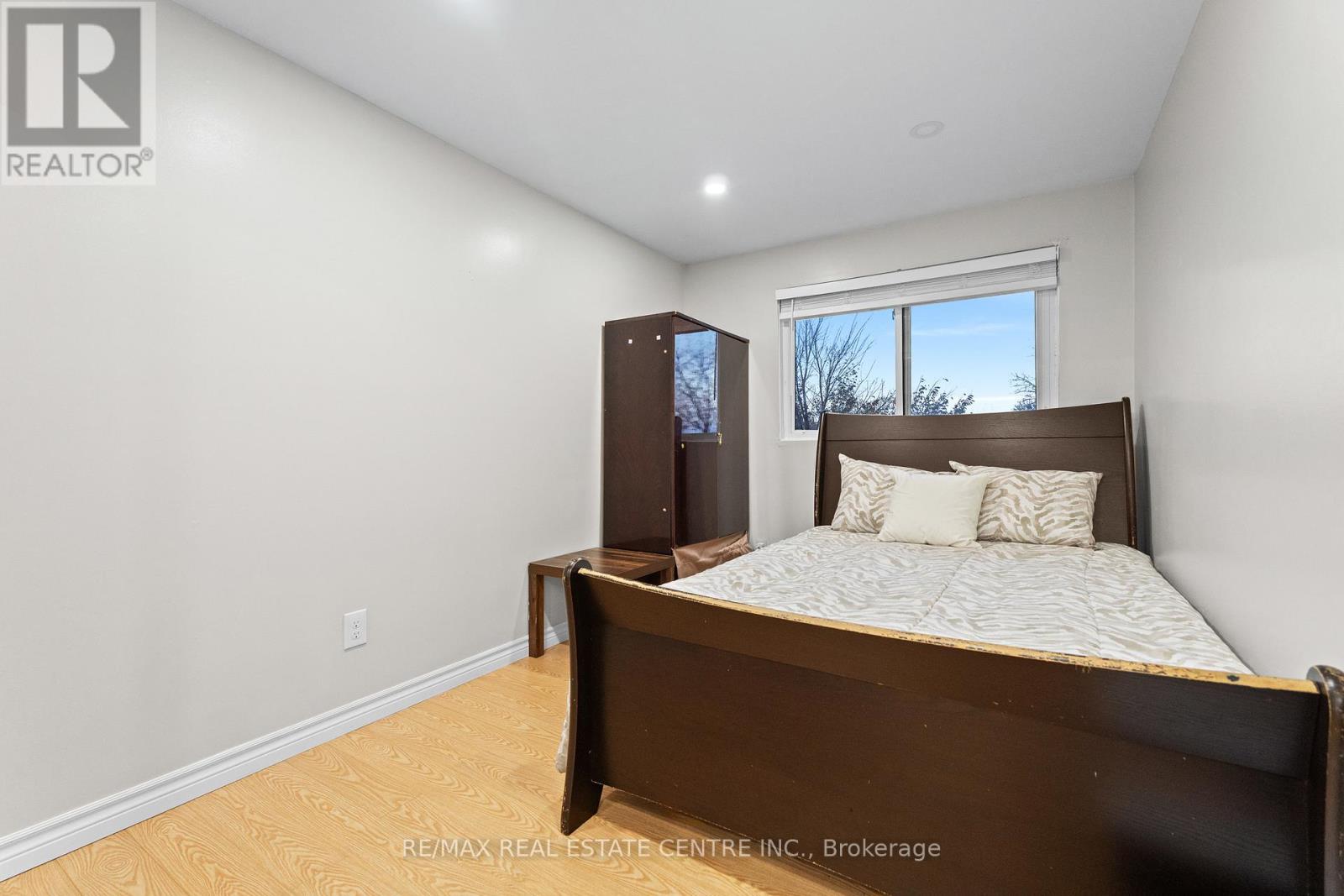 23 Jefferson Road, Brampton, Ontario  L6S 2G6 - Photo 37 - W12984070