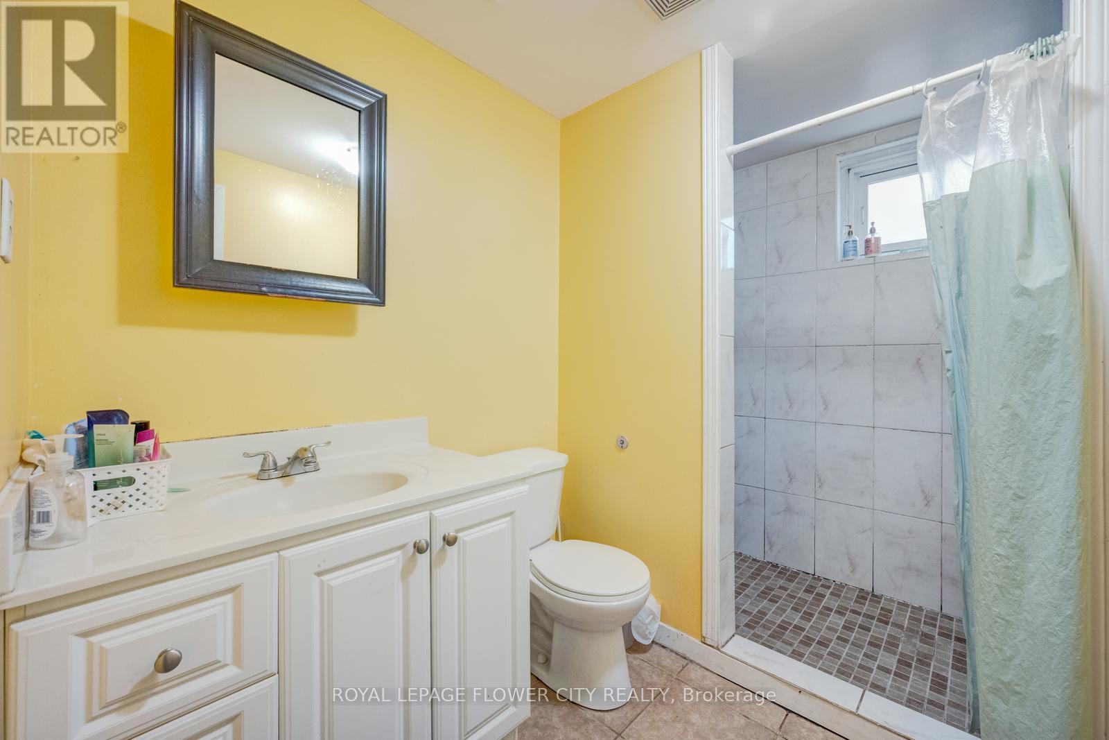 20 N Alarton Street, Mississauga, Ontario  L4T 1J8 - Photo 40 - W12984110