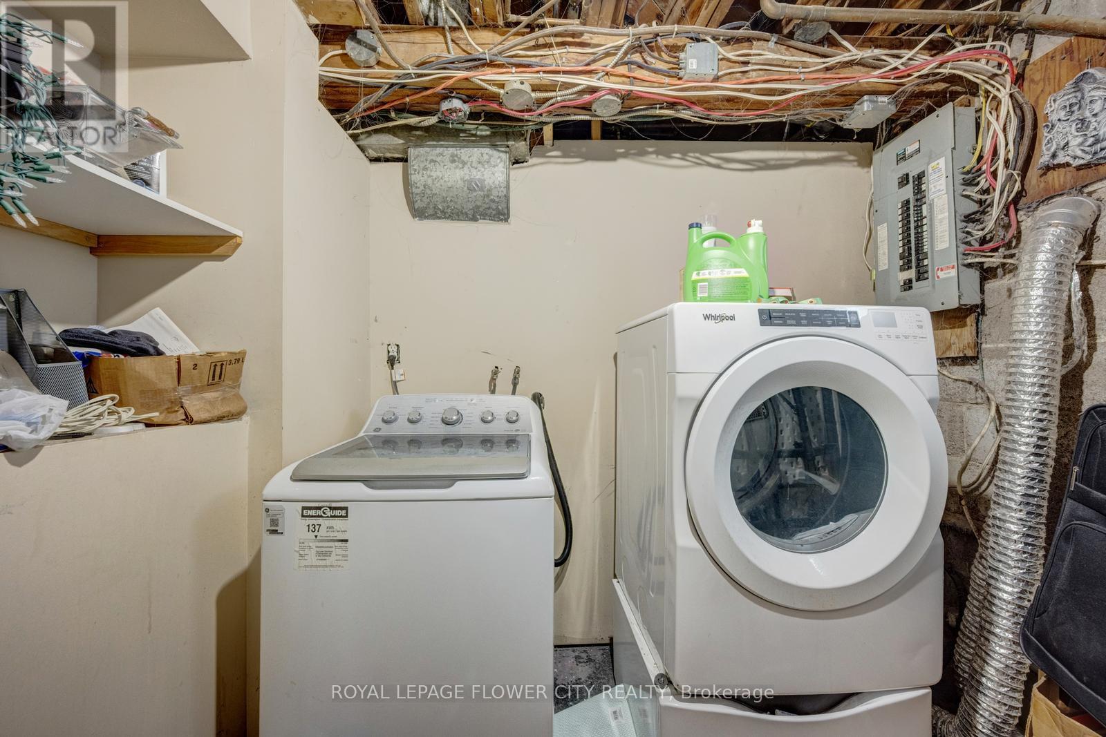 20 N Alarton Street, Mississauga, Ontario  L4T 1J8 - Photo 41 - W12984110