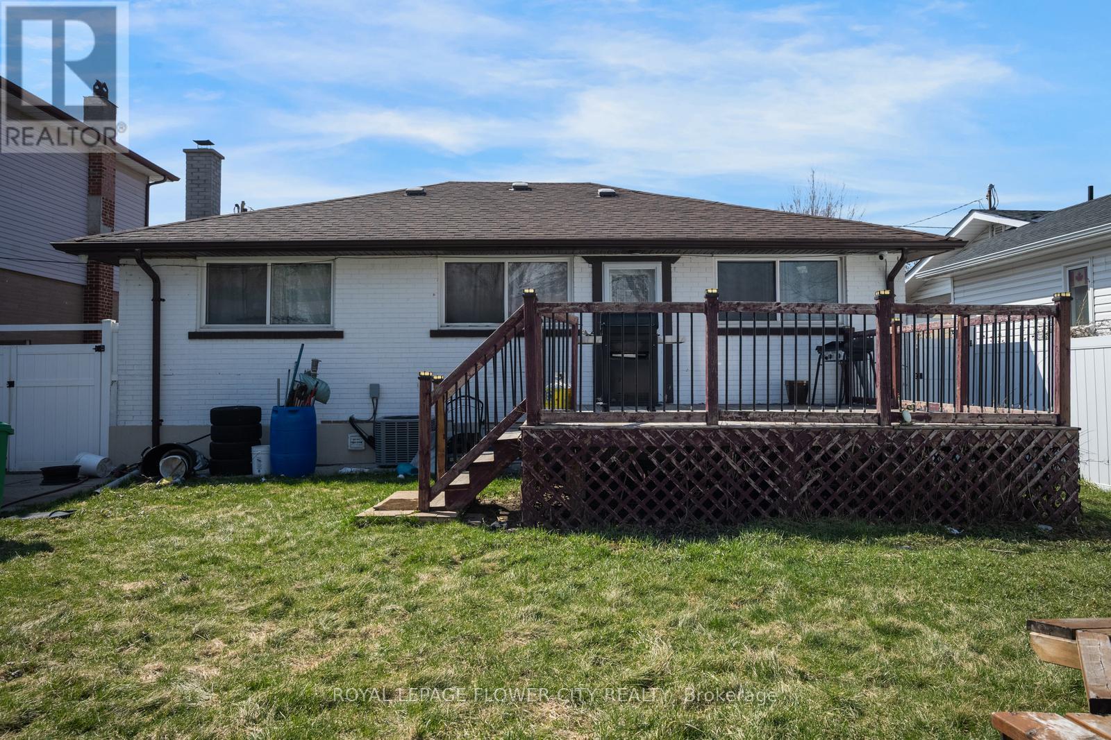 20 N Alarton Street, Mississauga, Ontario  L4T 1J8 - Photo 50 - W12984110