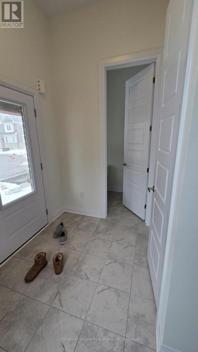 16 Kings Hill Drive, Brampton (Northwest Brampton), Ontario  L7A 0B8 - Photo 34 - W12984128